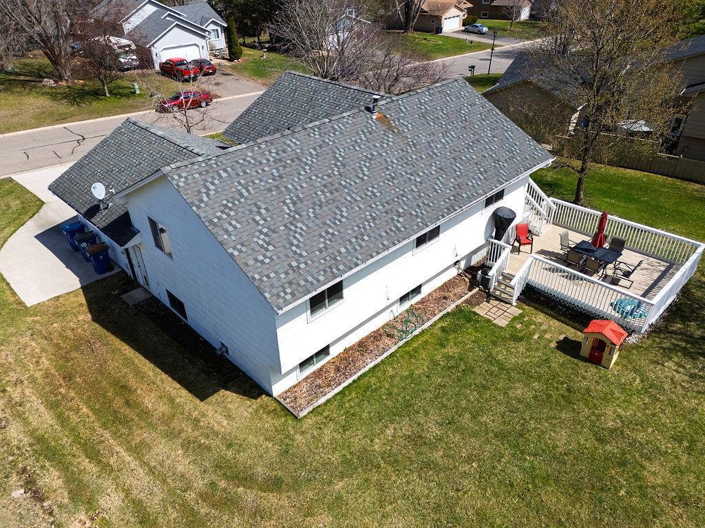 16461 Harwell Avenue