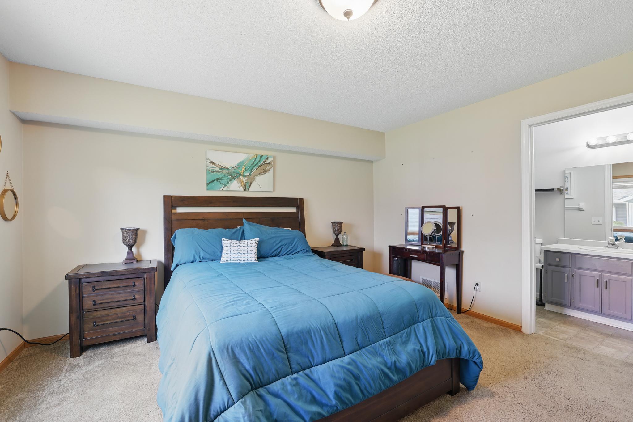 16461 Harwell Avenue