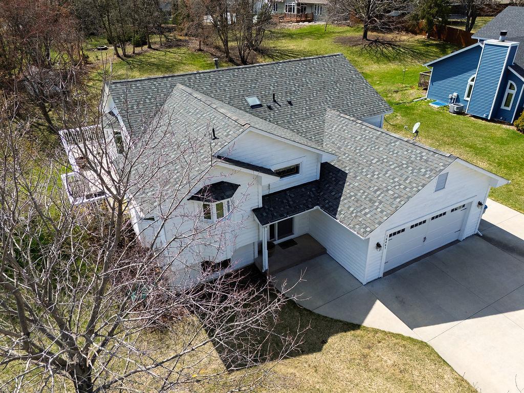 16461 Harwell Avenue