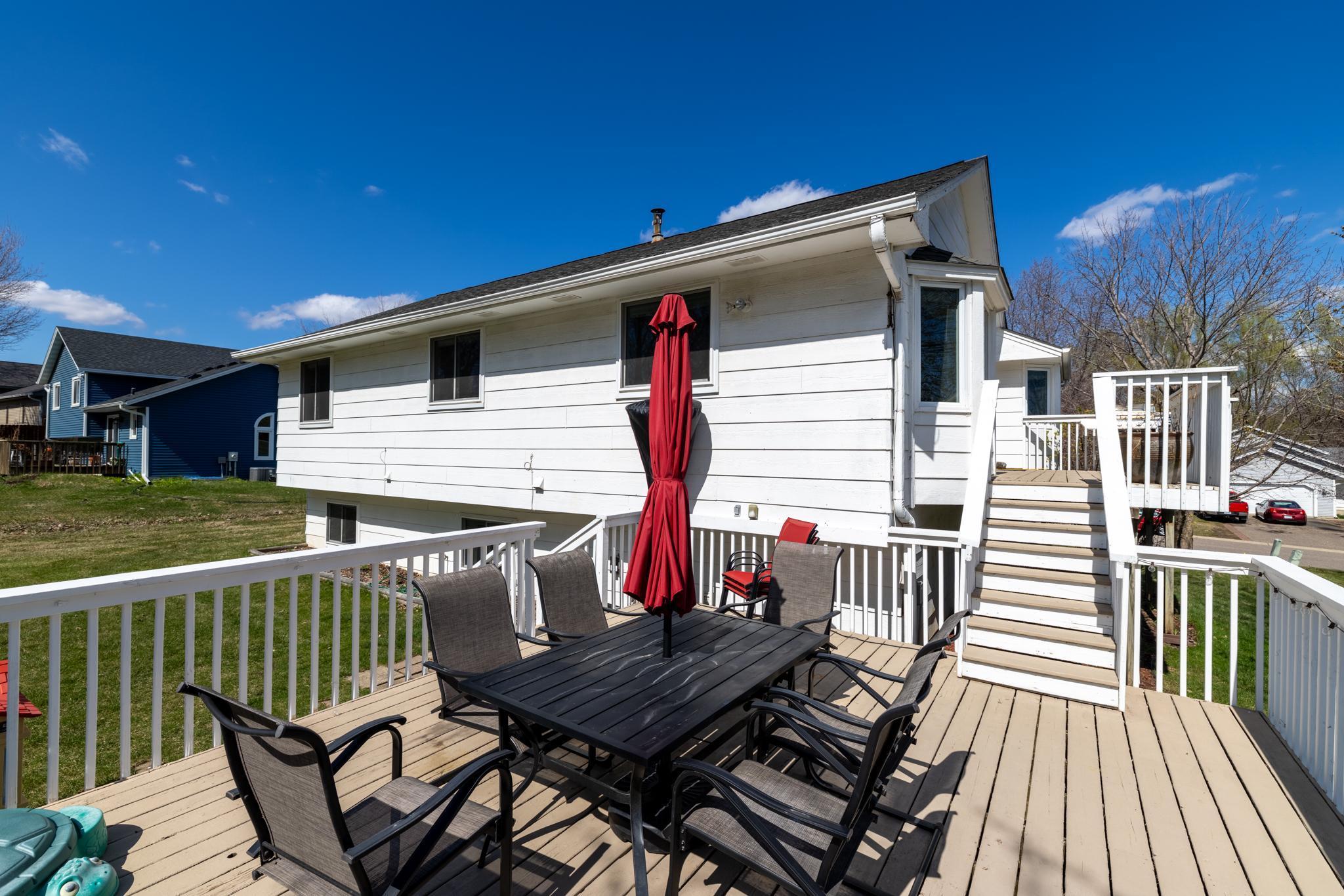 16461 Harwell Avenue