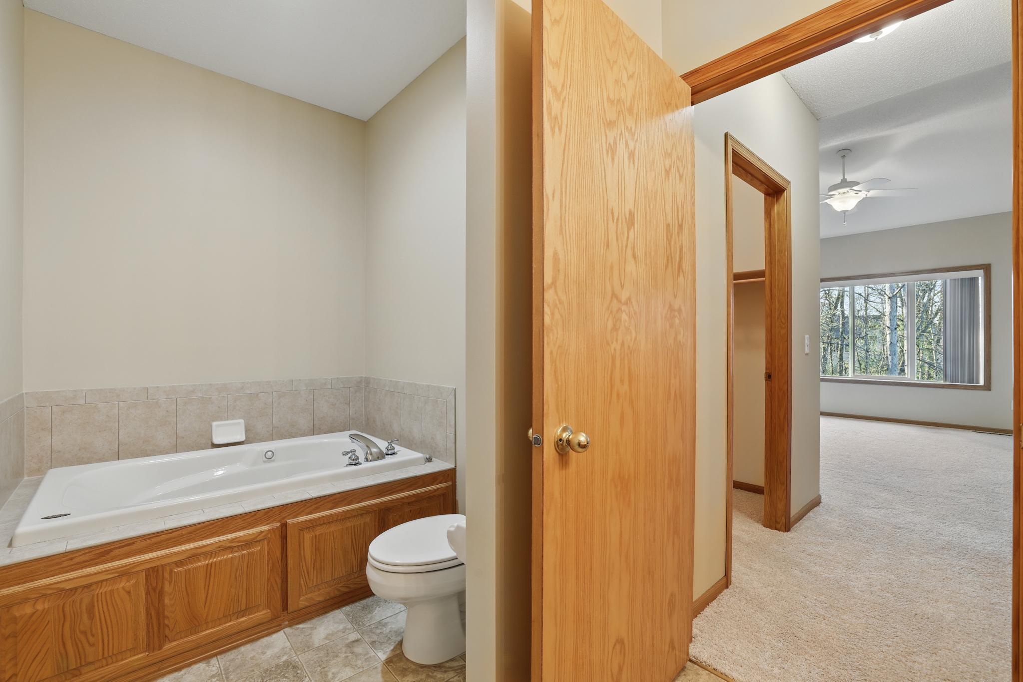 1191 Sterling Circle N