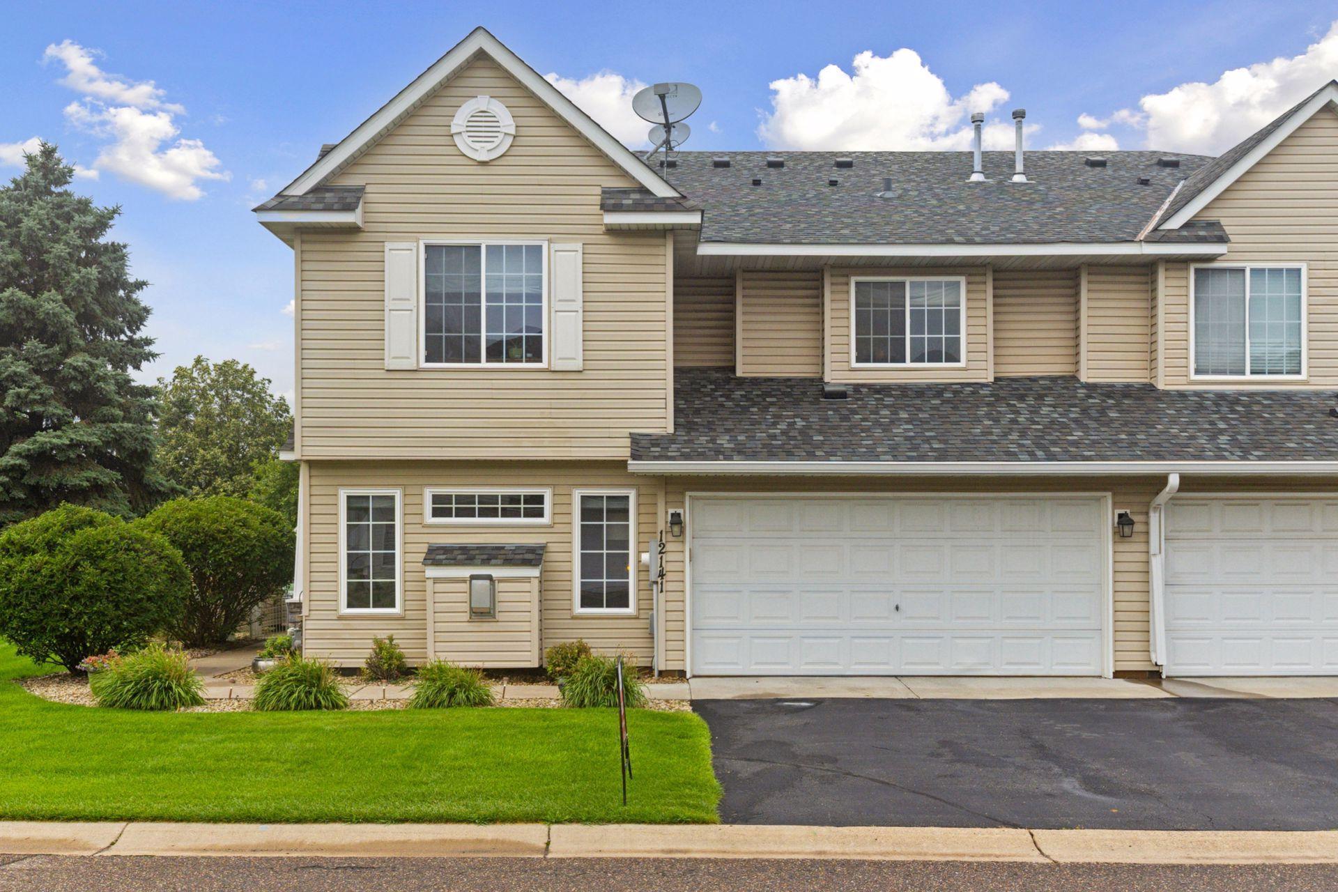 12141 Zealand Avenue N