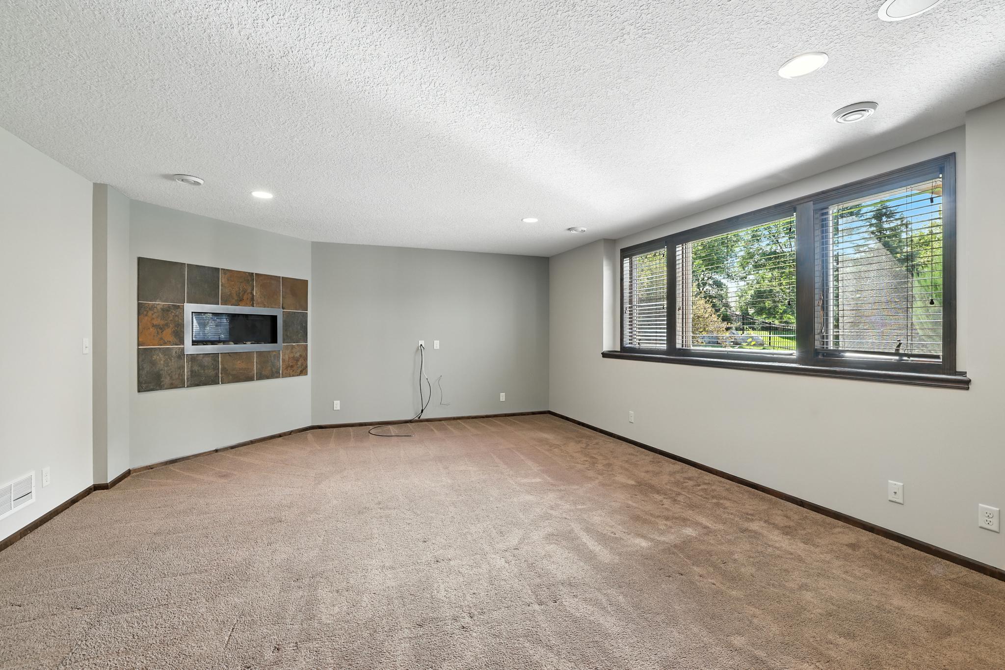 11568 Ivywood Bay