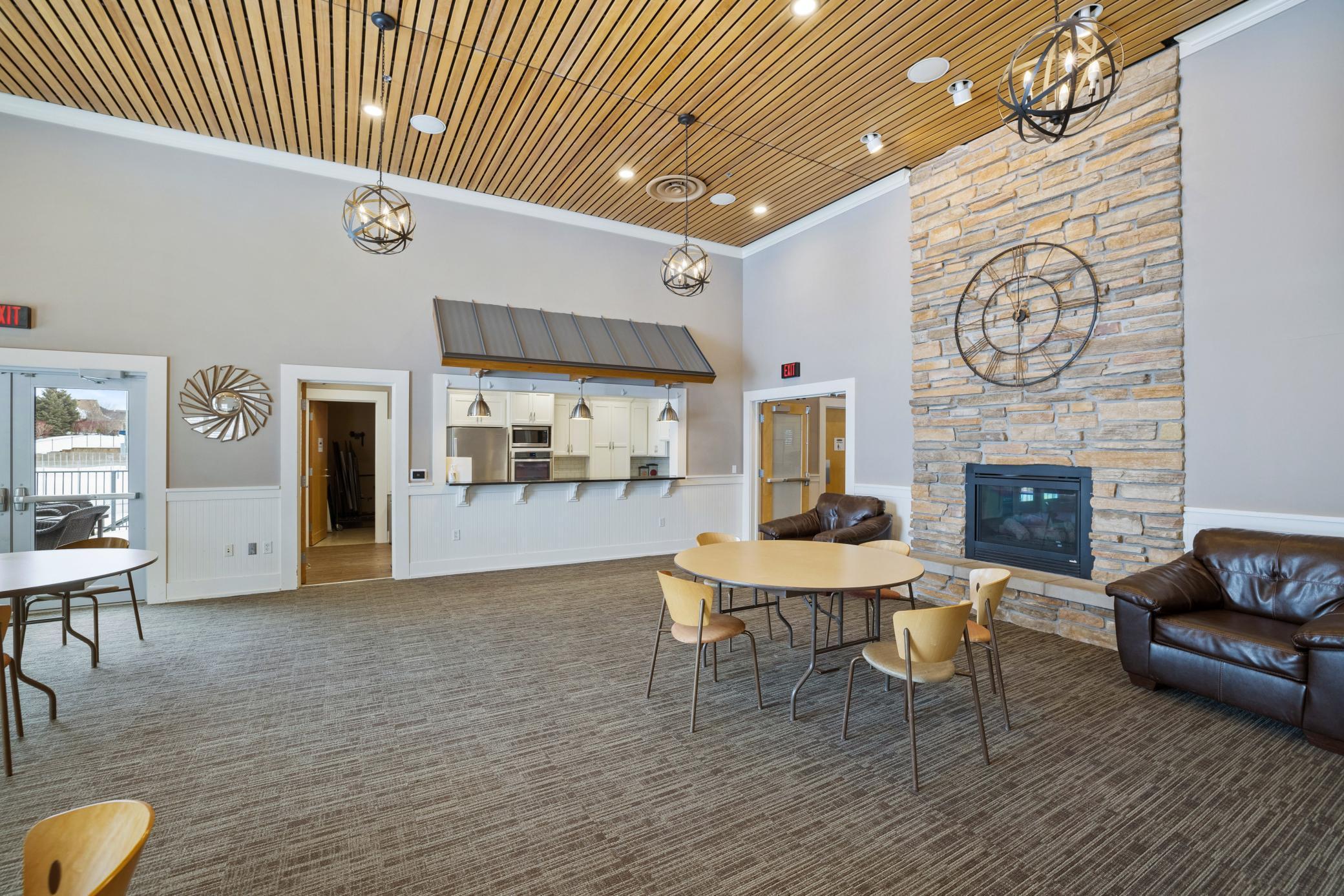 11568 Ivywood Bay