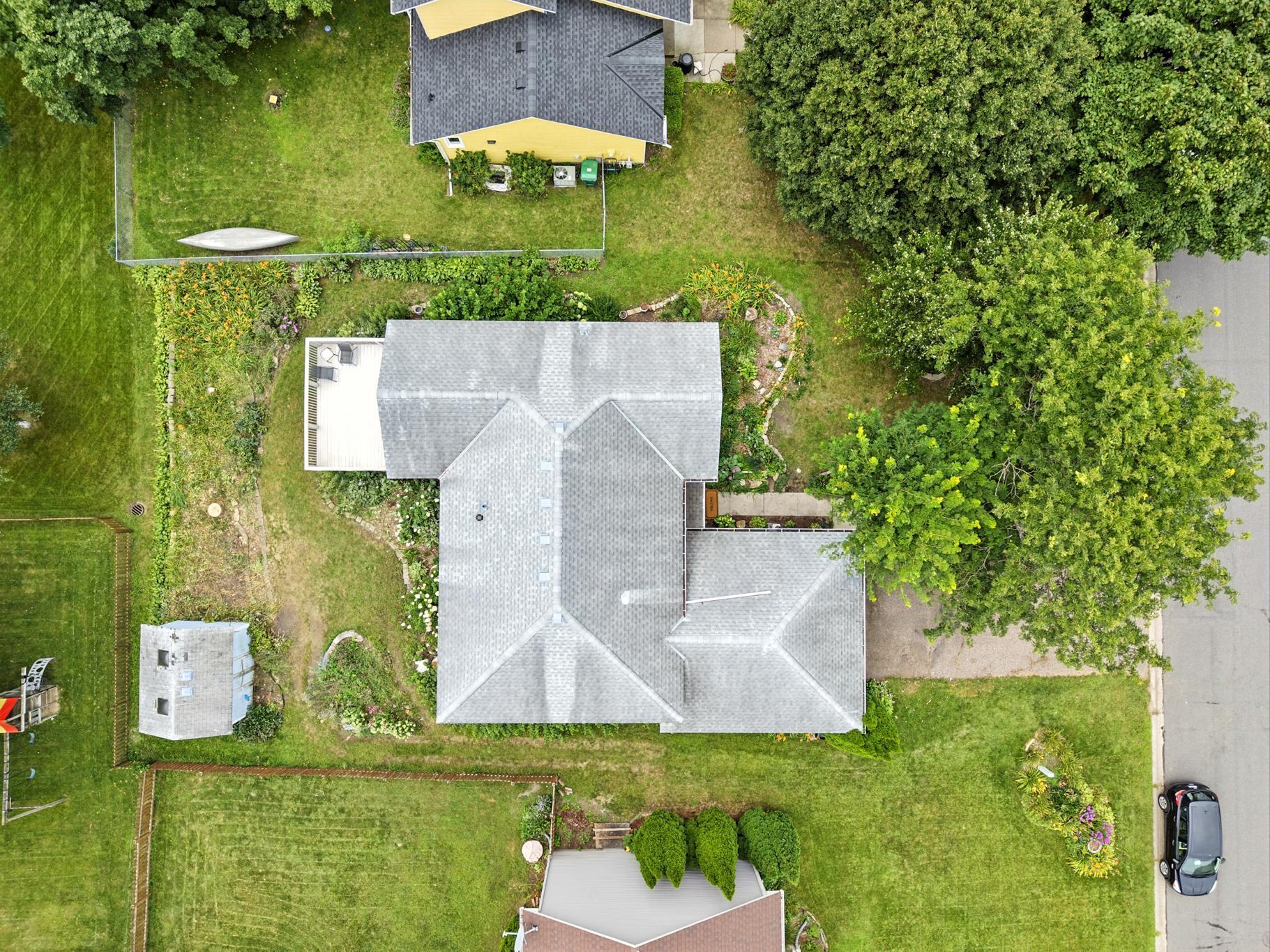 15913 Garrett Drive