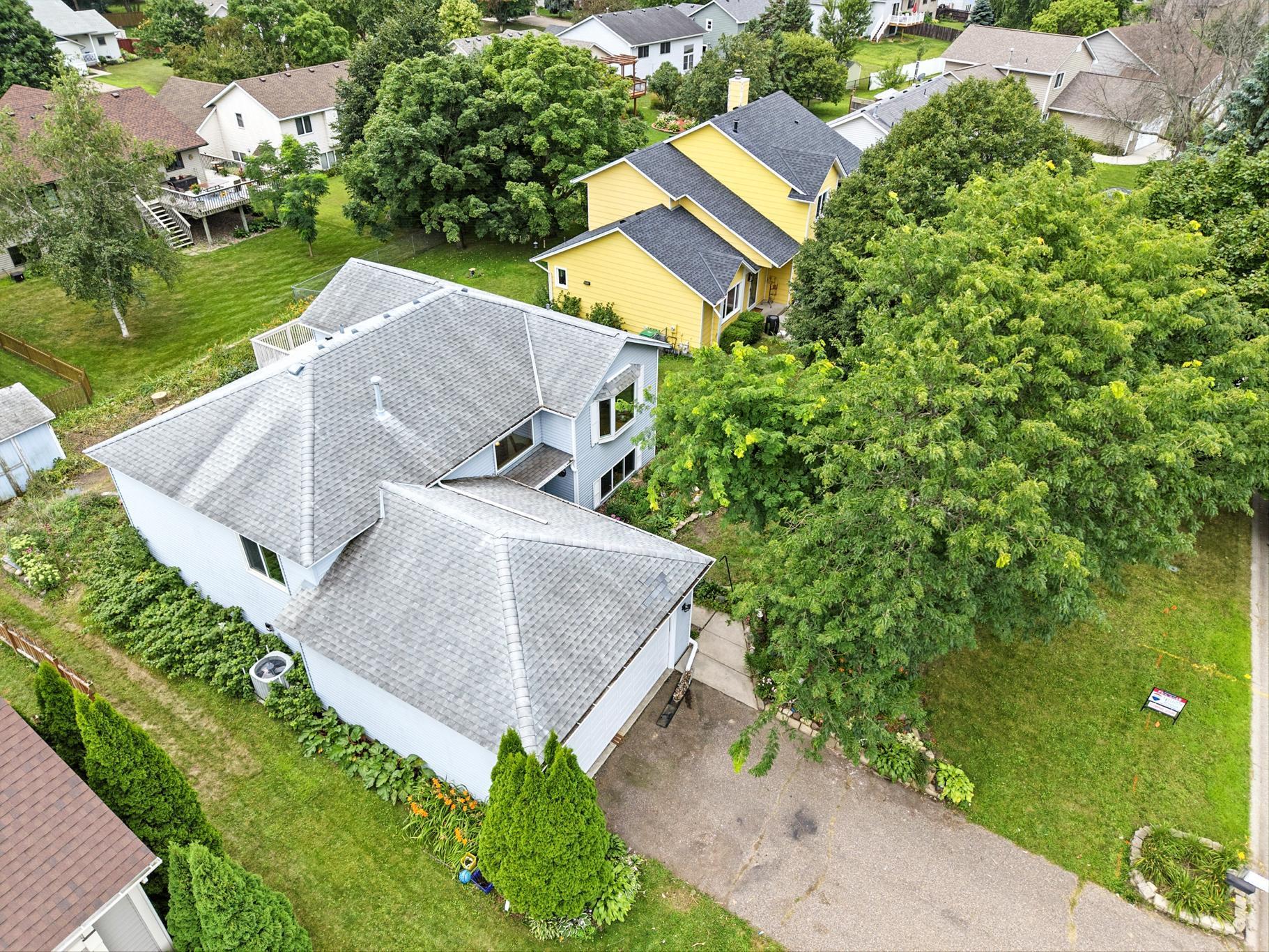 15913 Garrett Drive