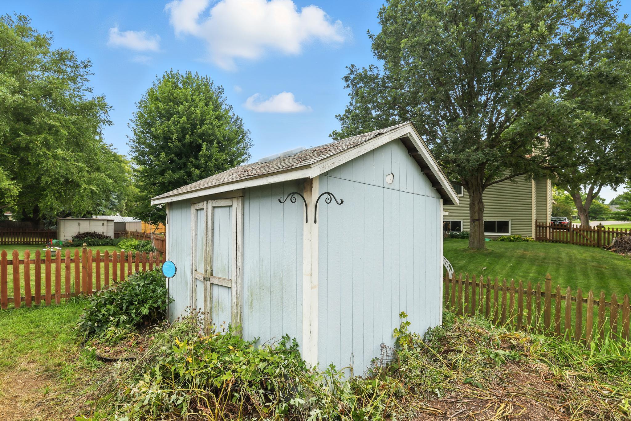 15913 Garrett Drive