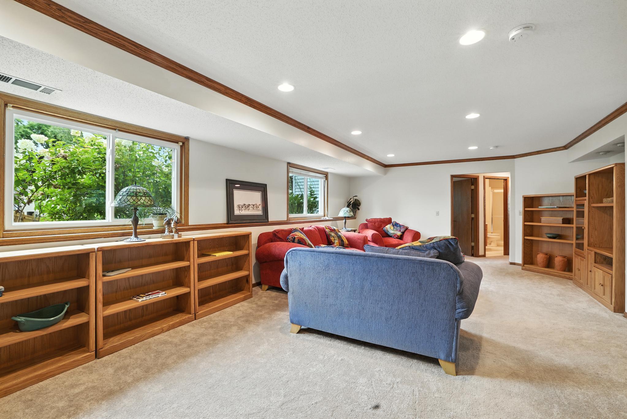 15913 Garrett Drive