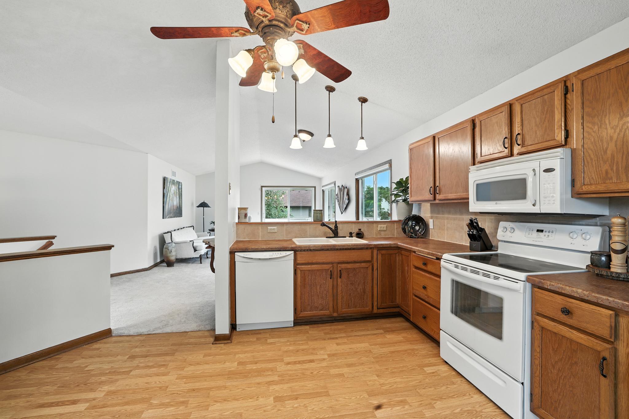 15913 Garrett Drive