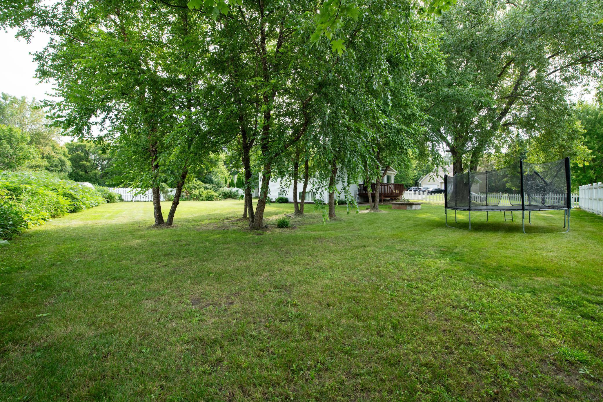 5910 Pineview Lane N