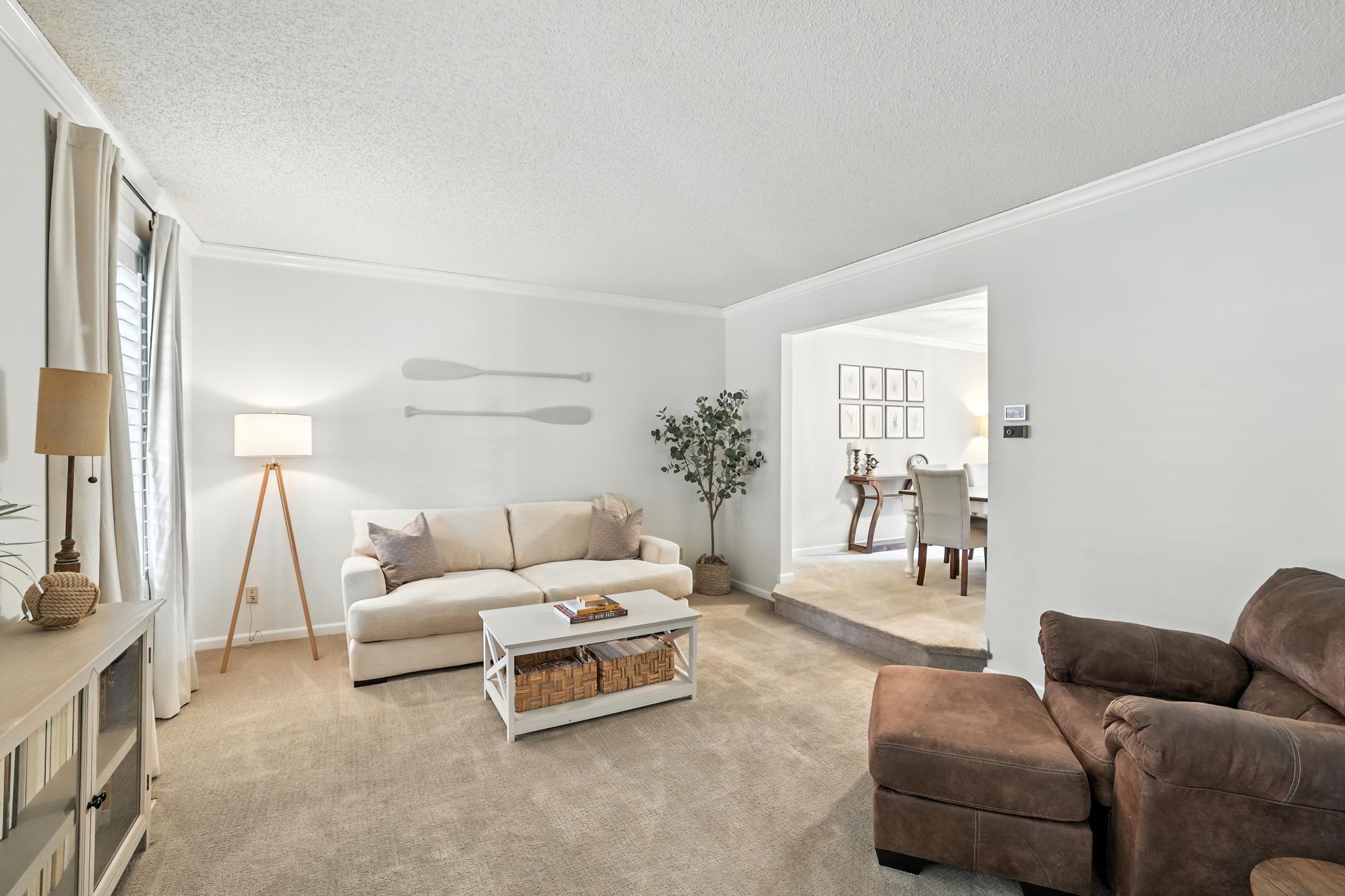 4334 Fisher Lane