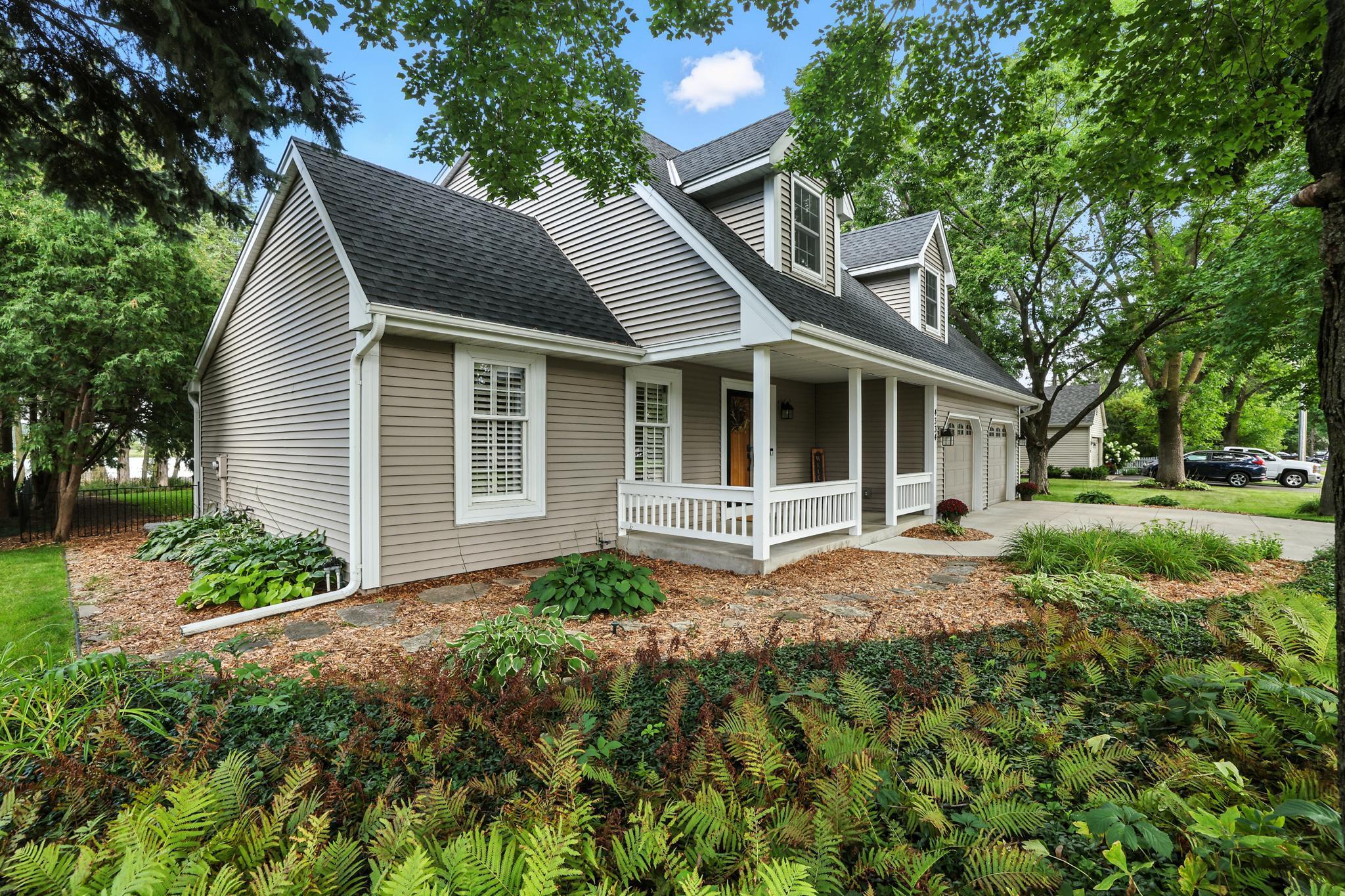4334 Fisher Lane