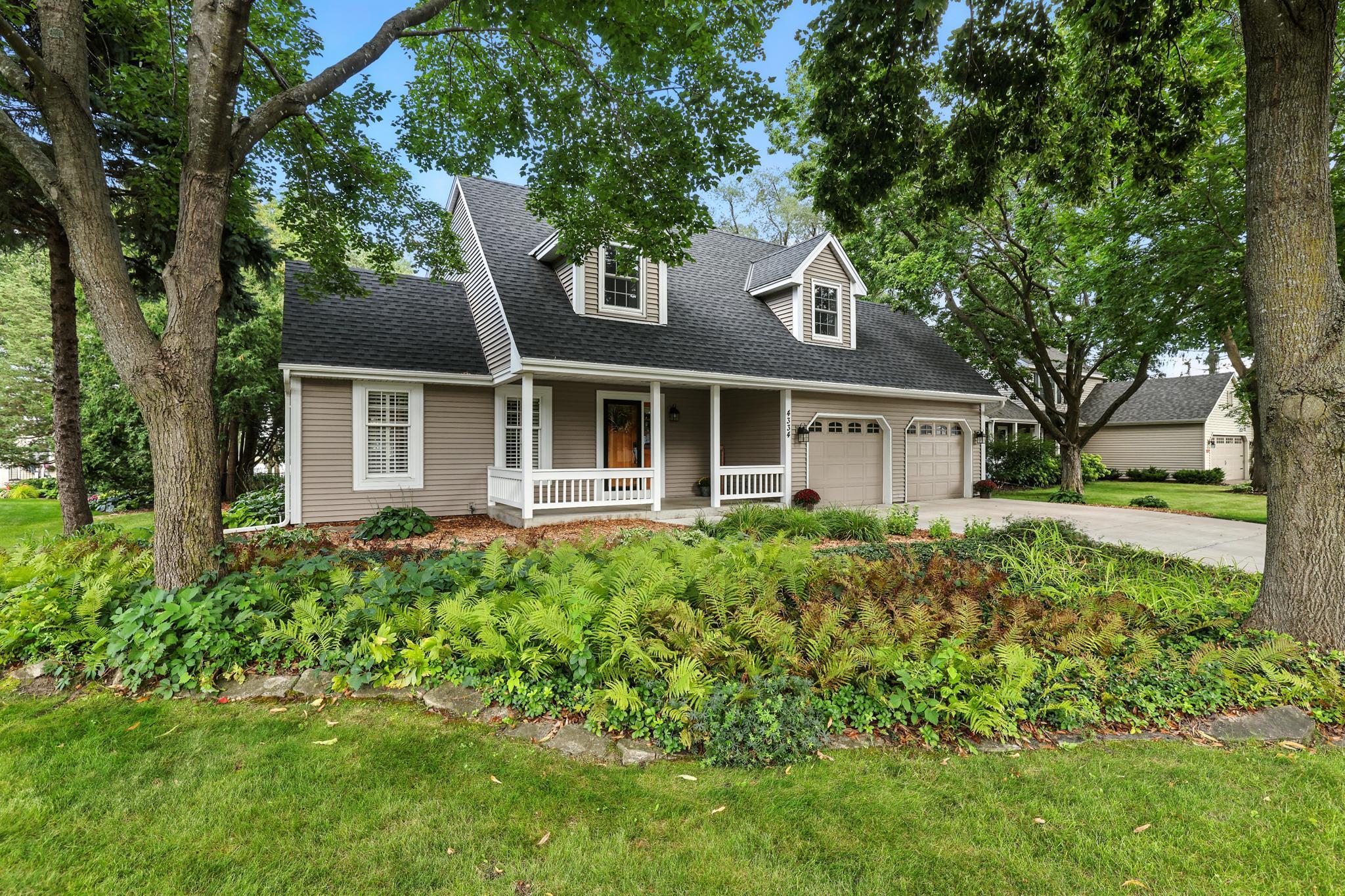 4334 Fisher Lane