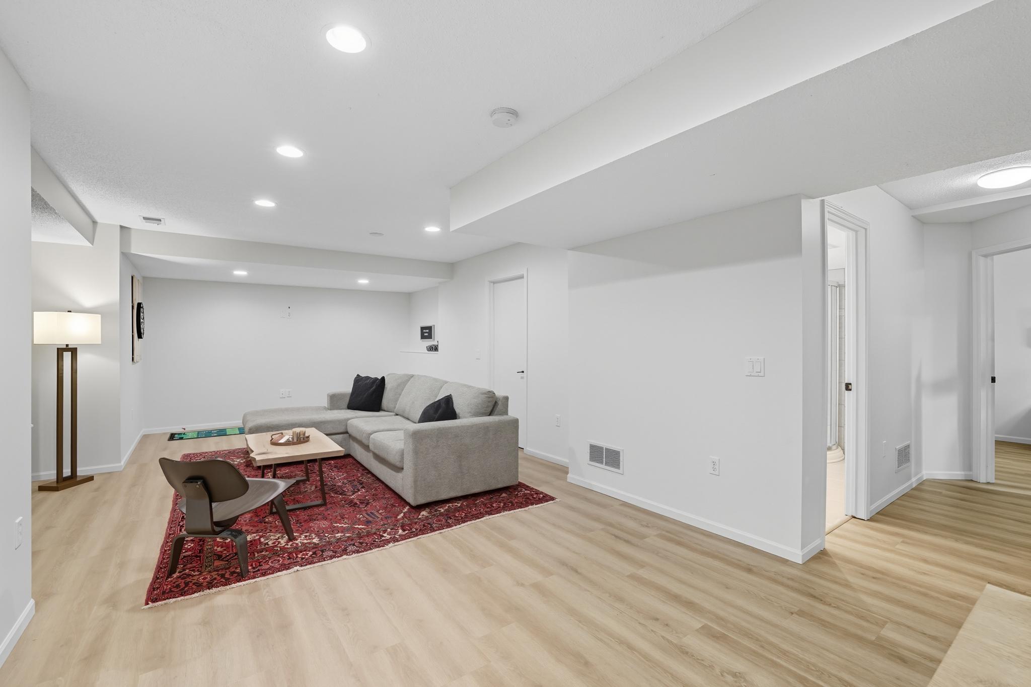 1076 Bonnieview Circle