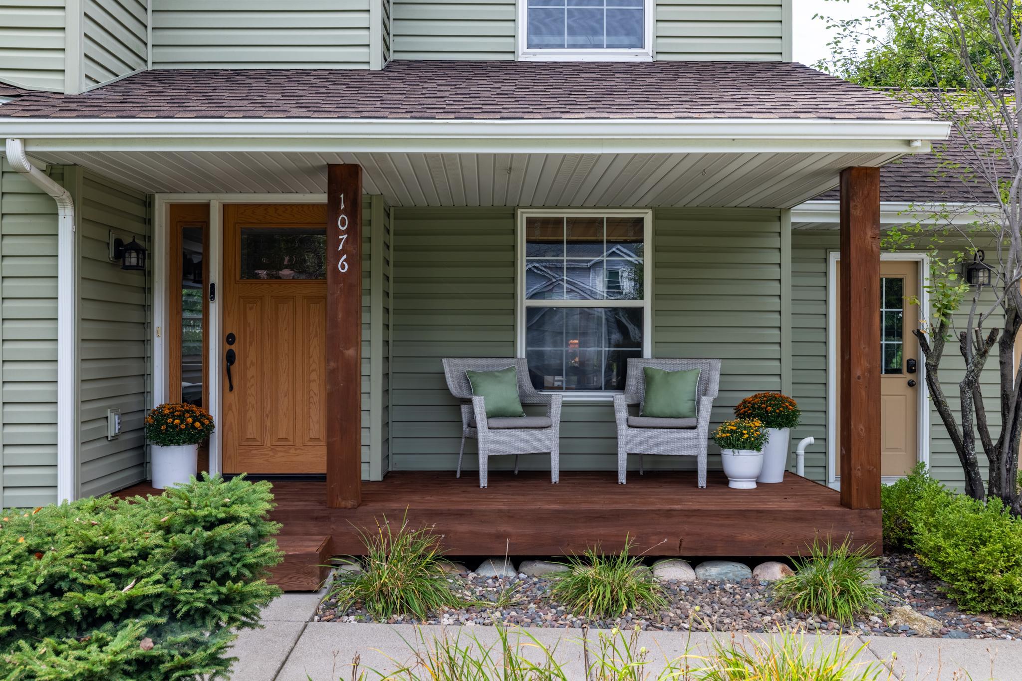 1076 Bonnieview Circle