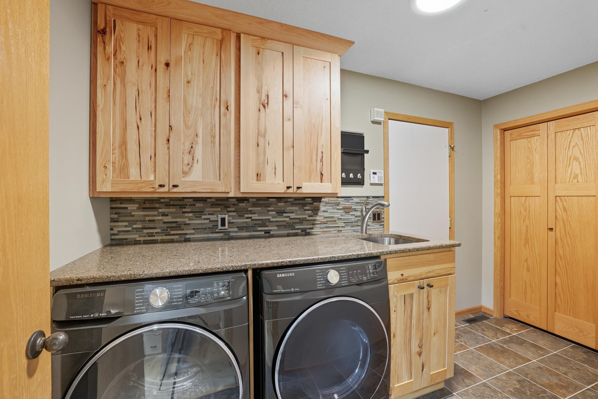 1076 Bonnieview Circle