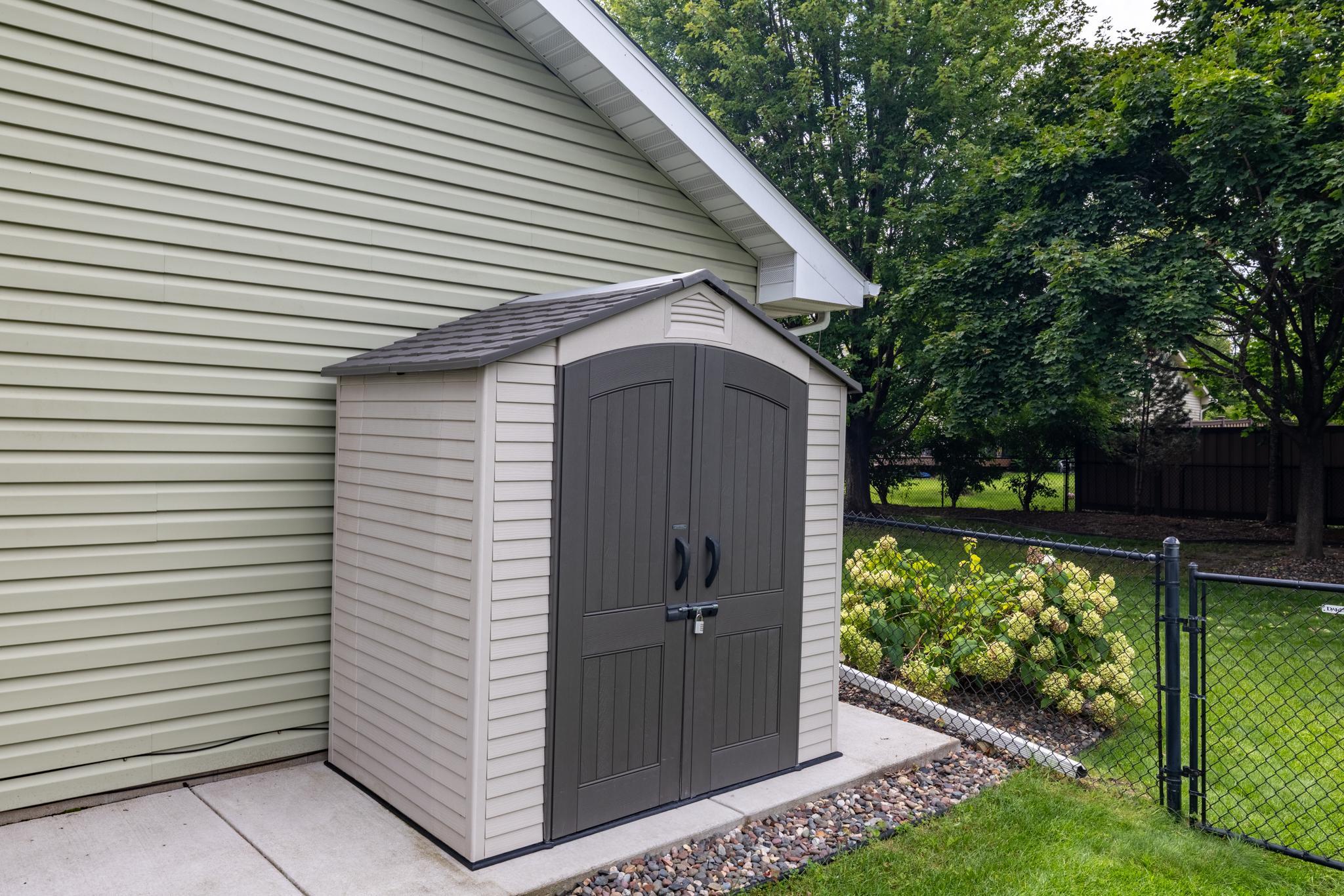 1076 Bonnieview Circle