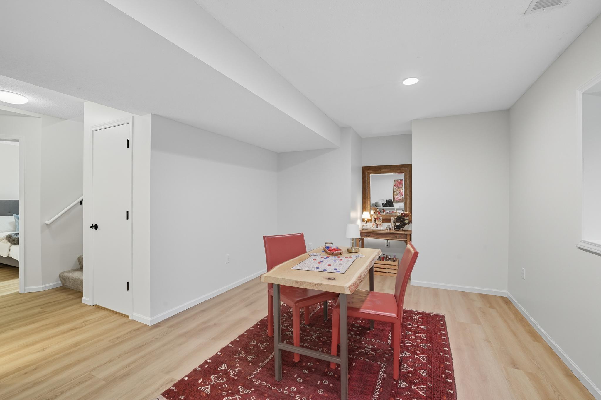 1076 Bonnieview Circle