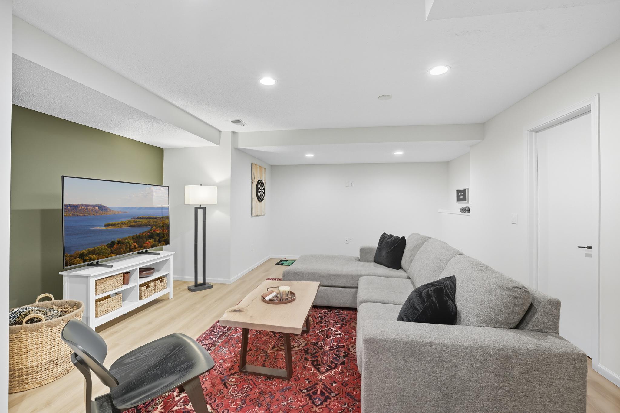 1076 Bonnieview Circle