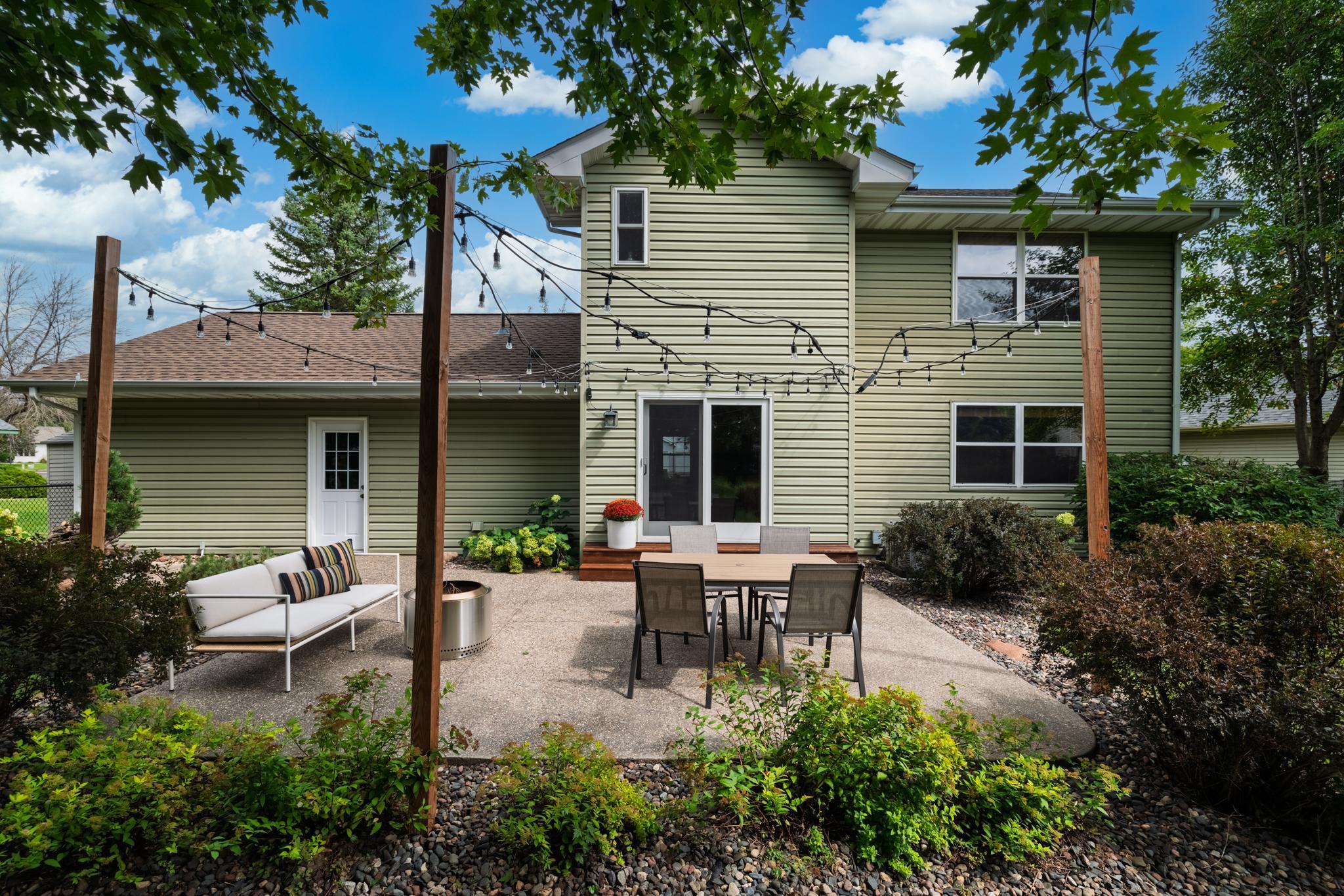 1076 Bonnieview Circle