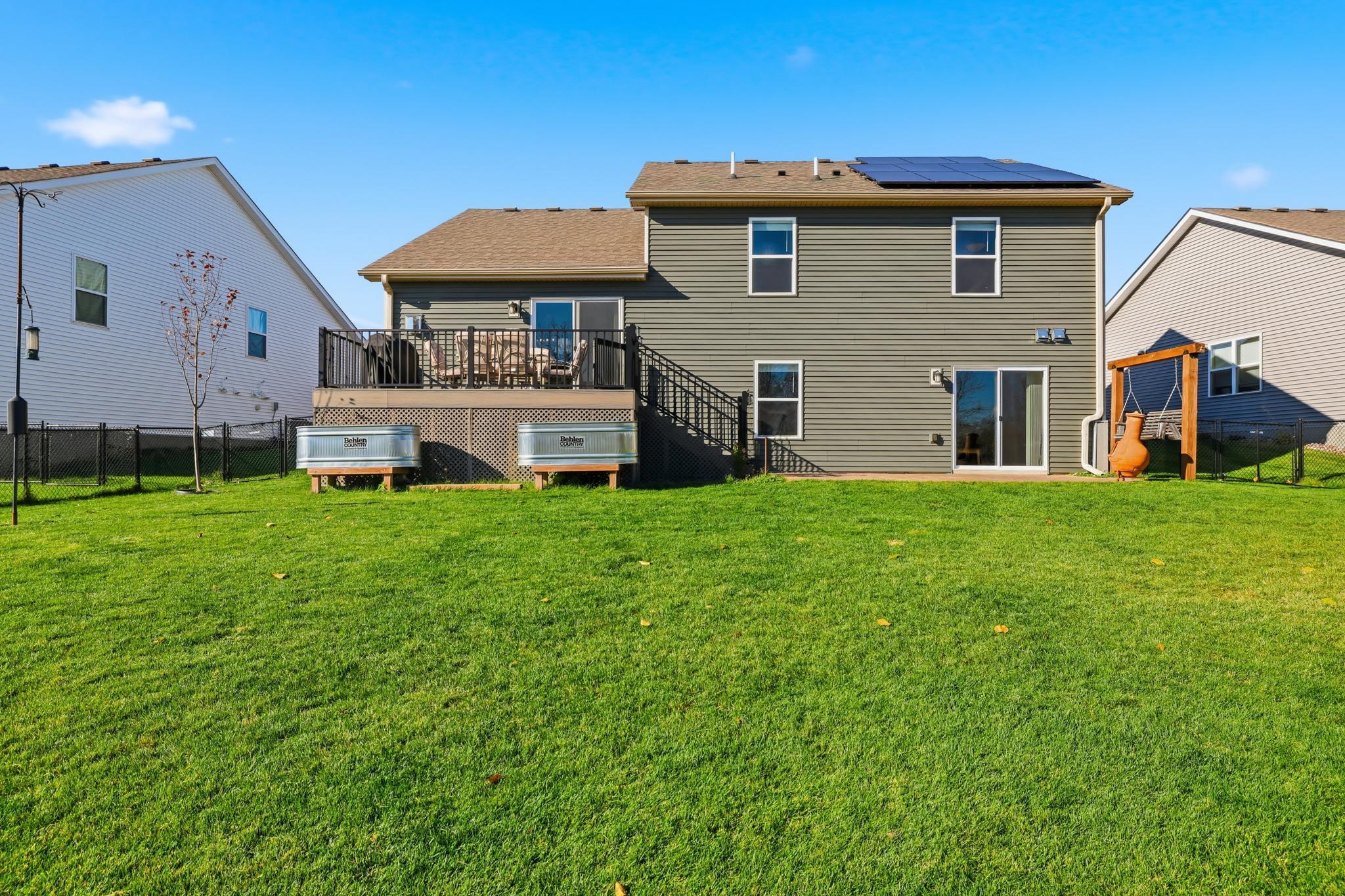 16109 Fairoaks Avenue N