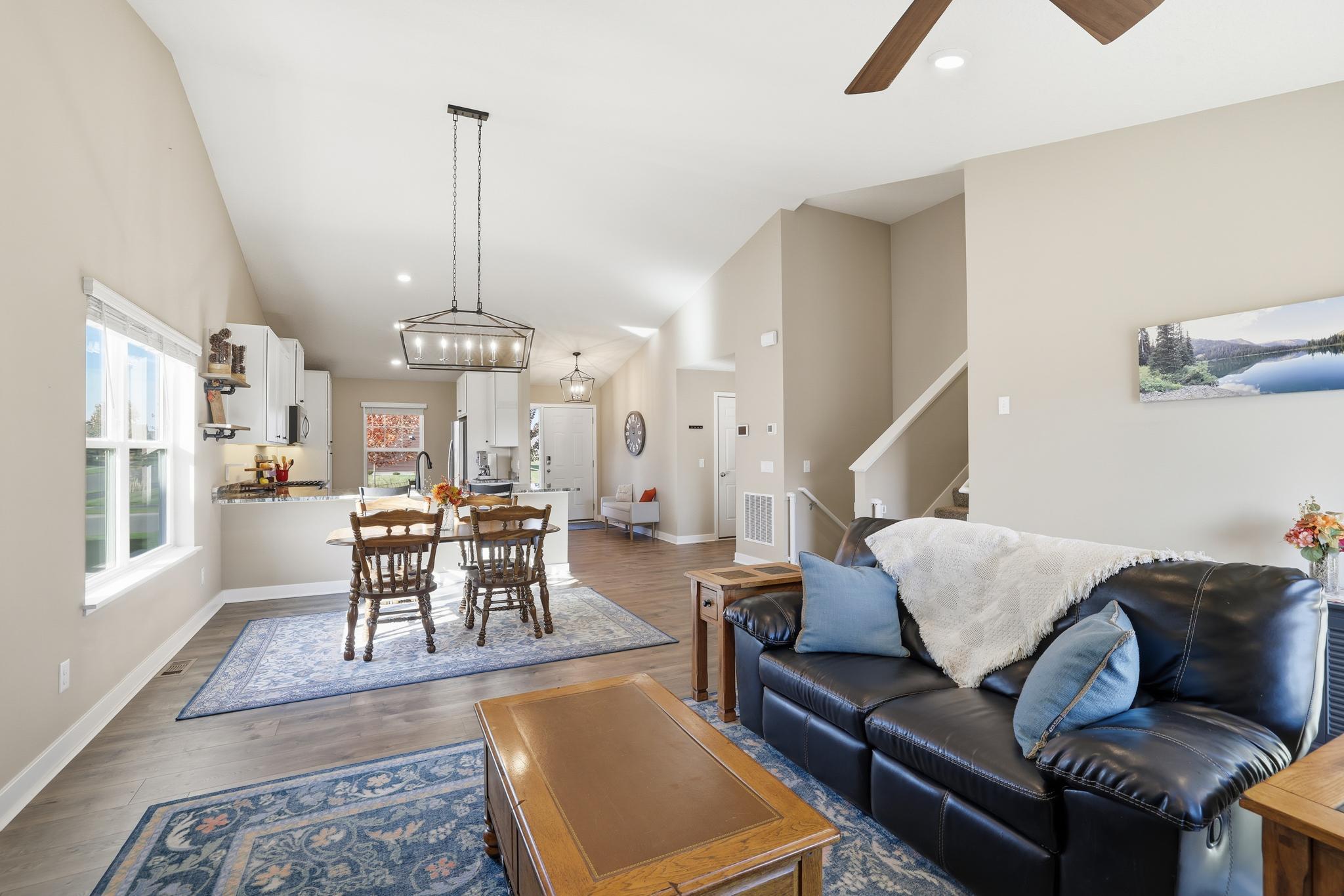 16109 Fairoaks Avenue N