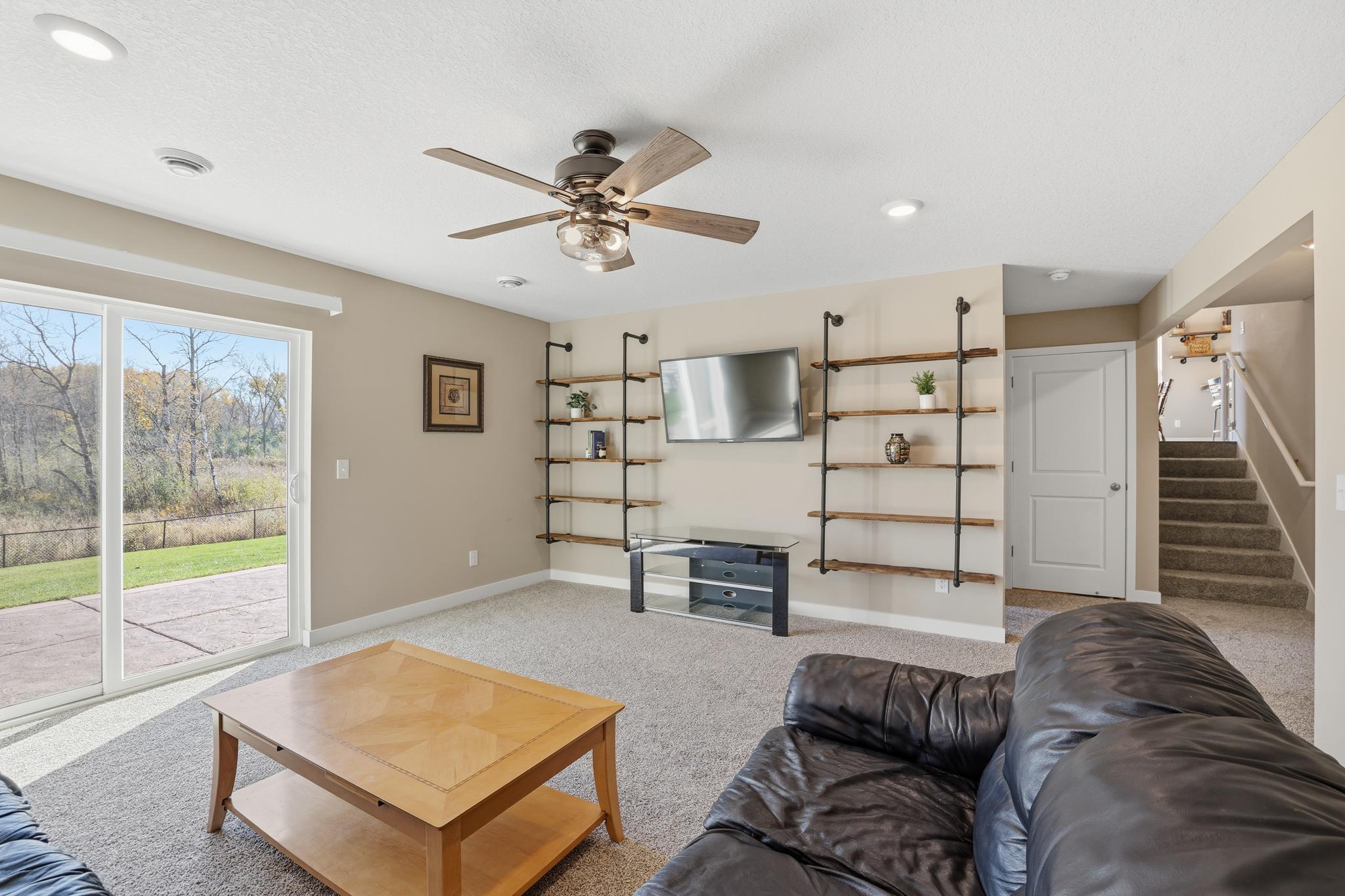 16109 Fairoaks Avenue N