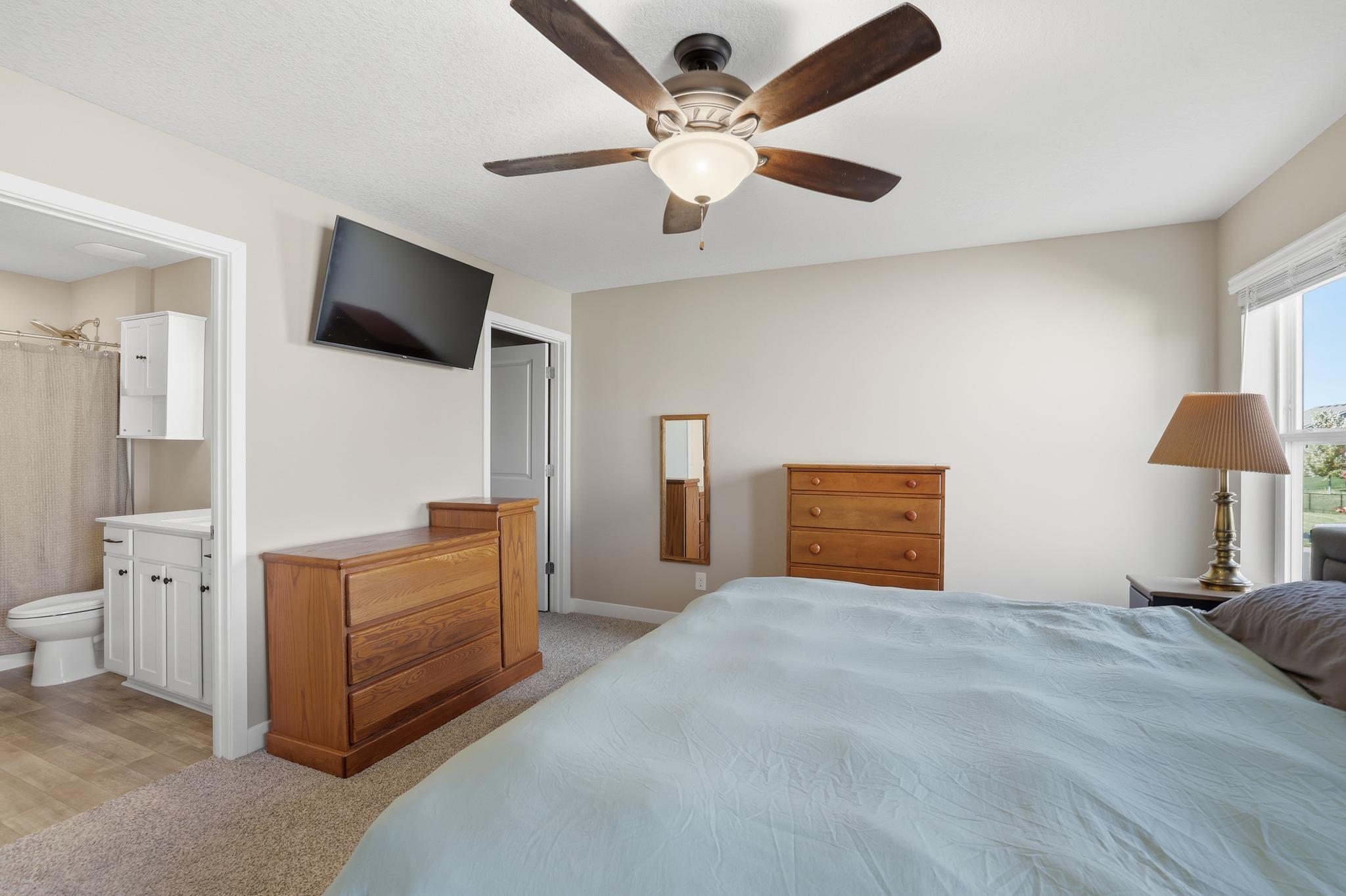 16109 Fairoaks Avenue N