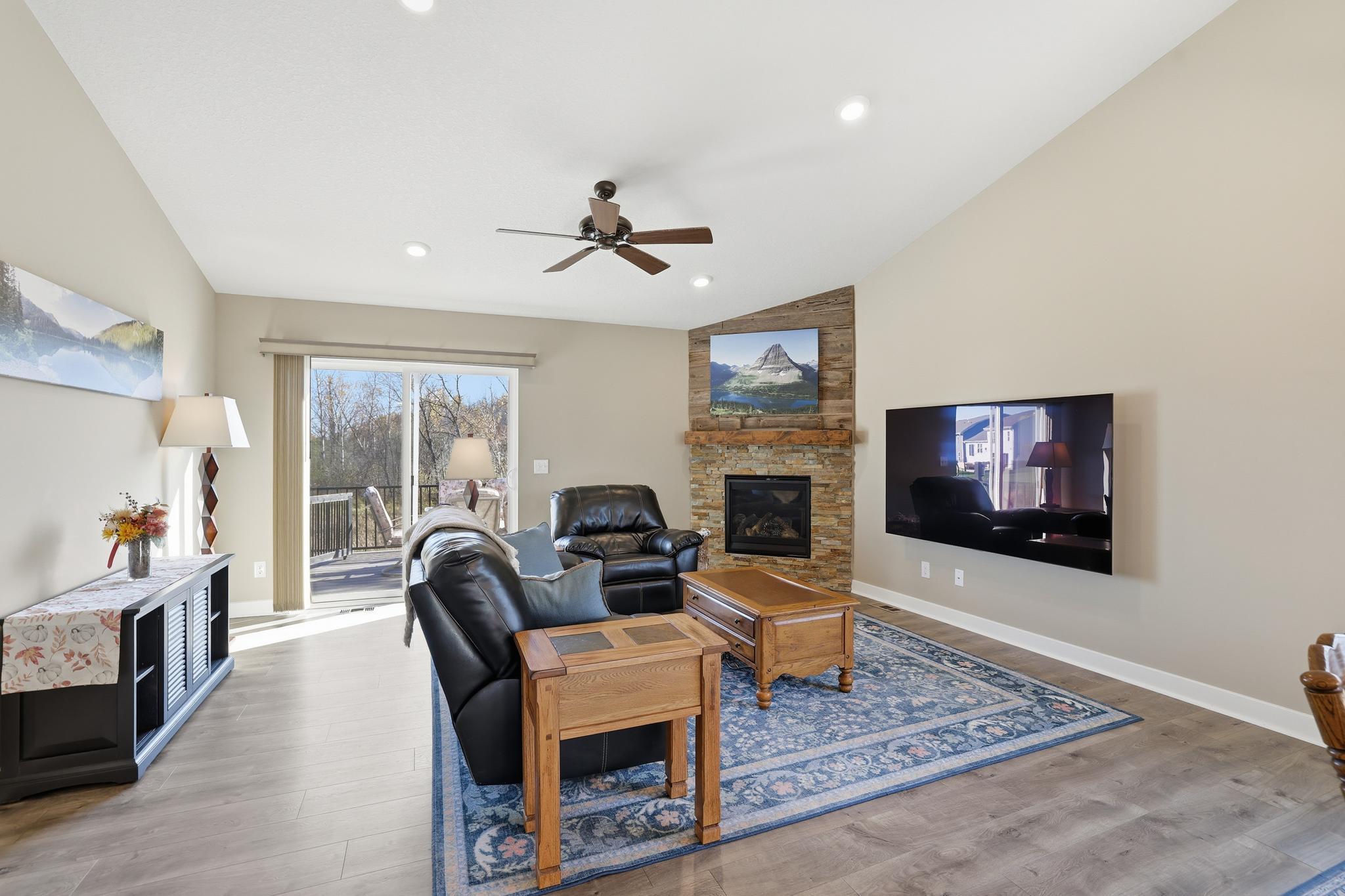 16109 Fairoaks Avenue N