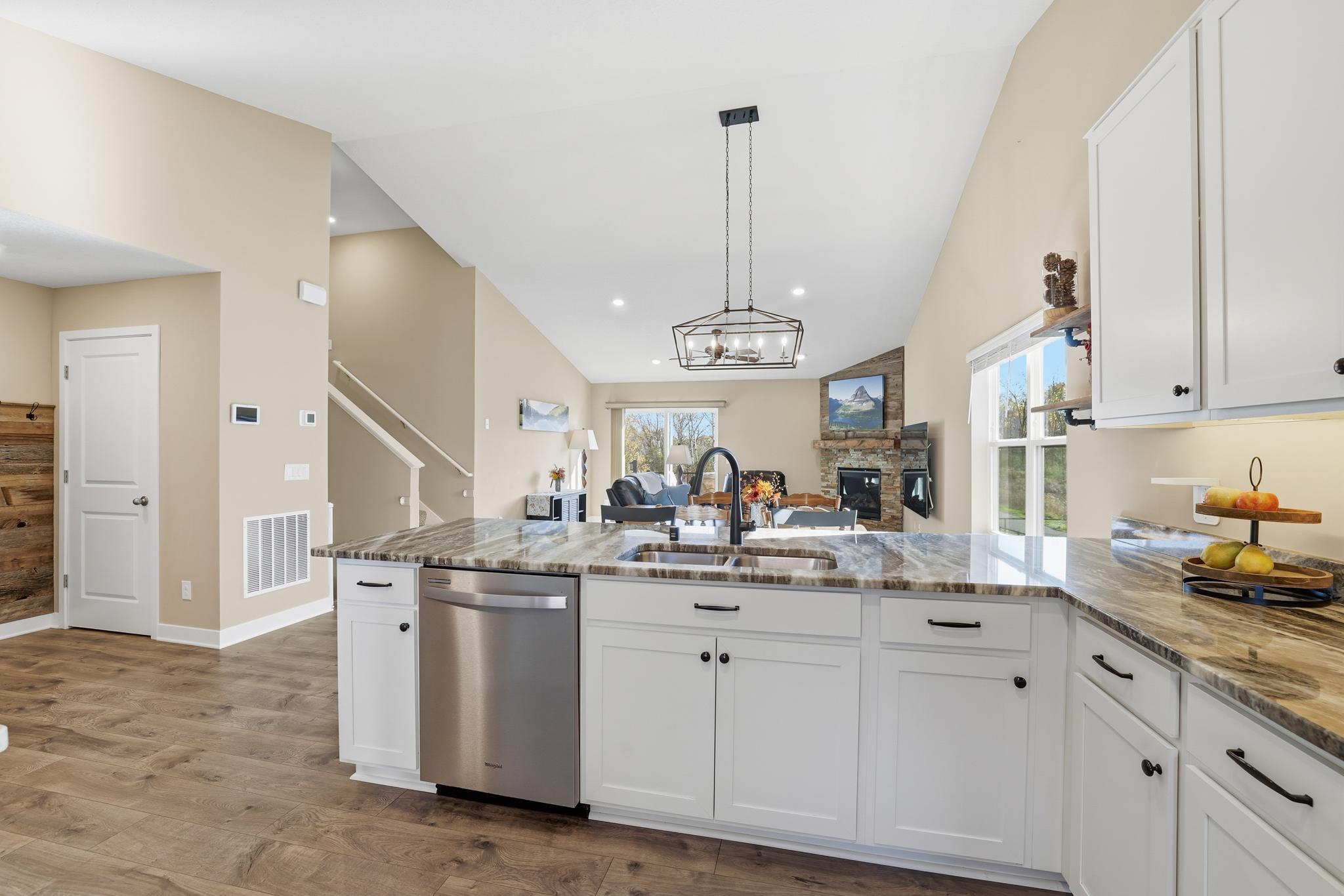 16109 Fairoaks Avenue N