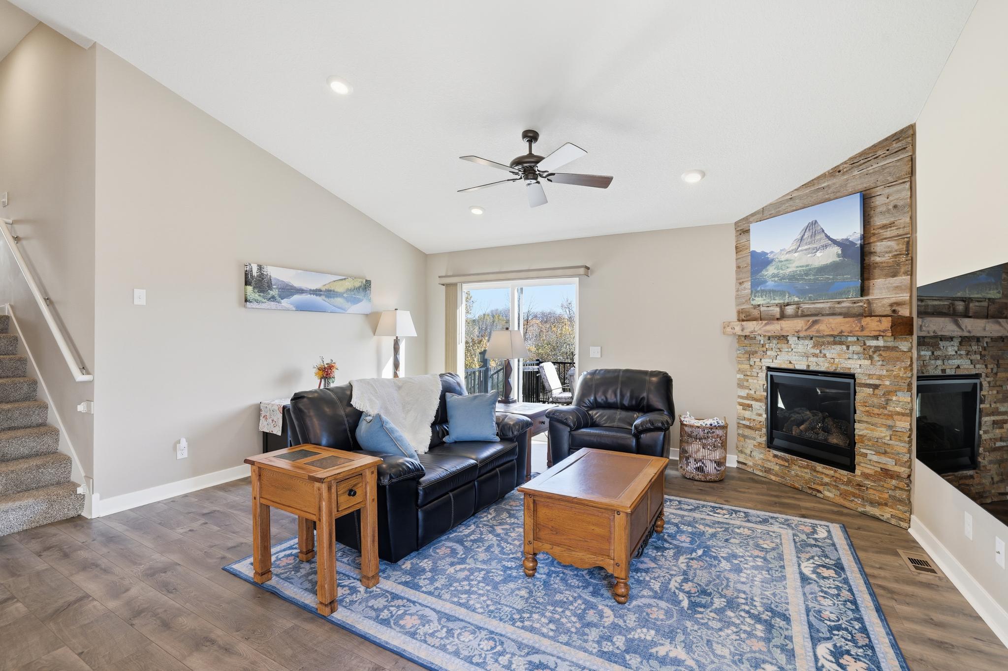 16109 Fairoaks Avenue N