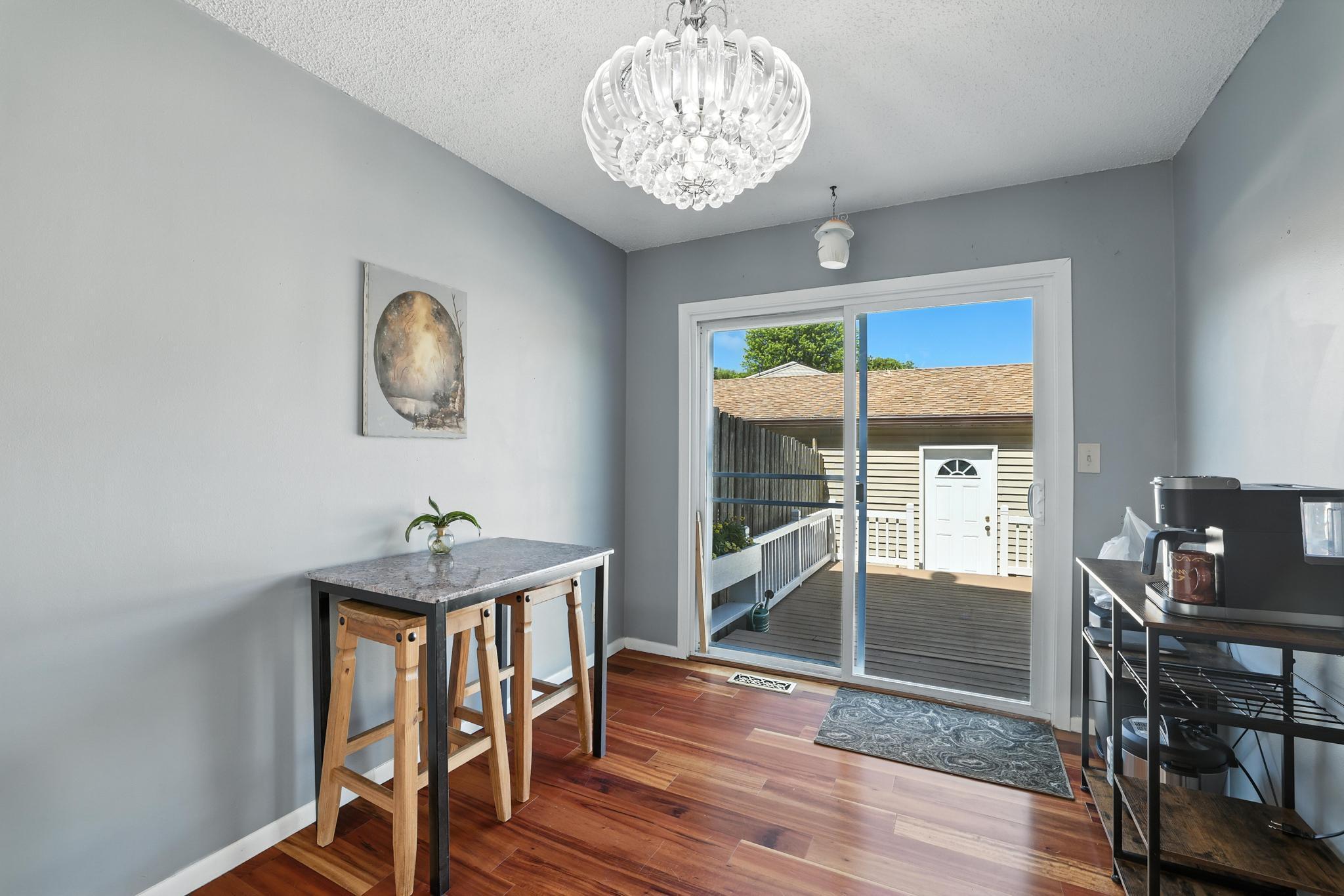 3470 Greenwood Court S