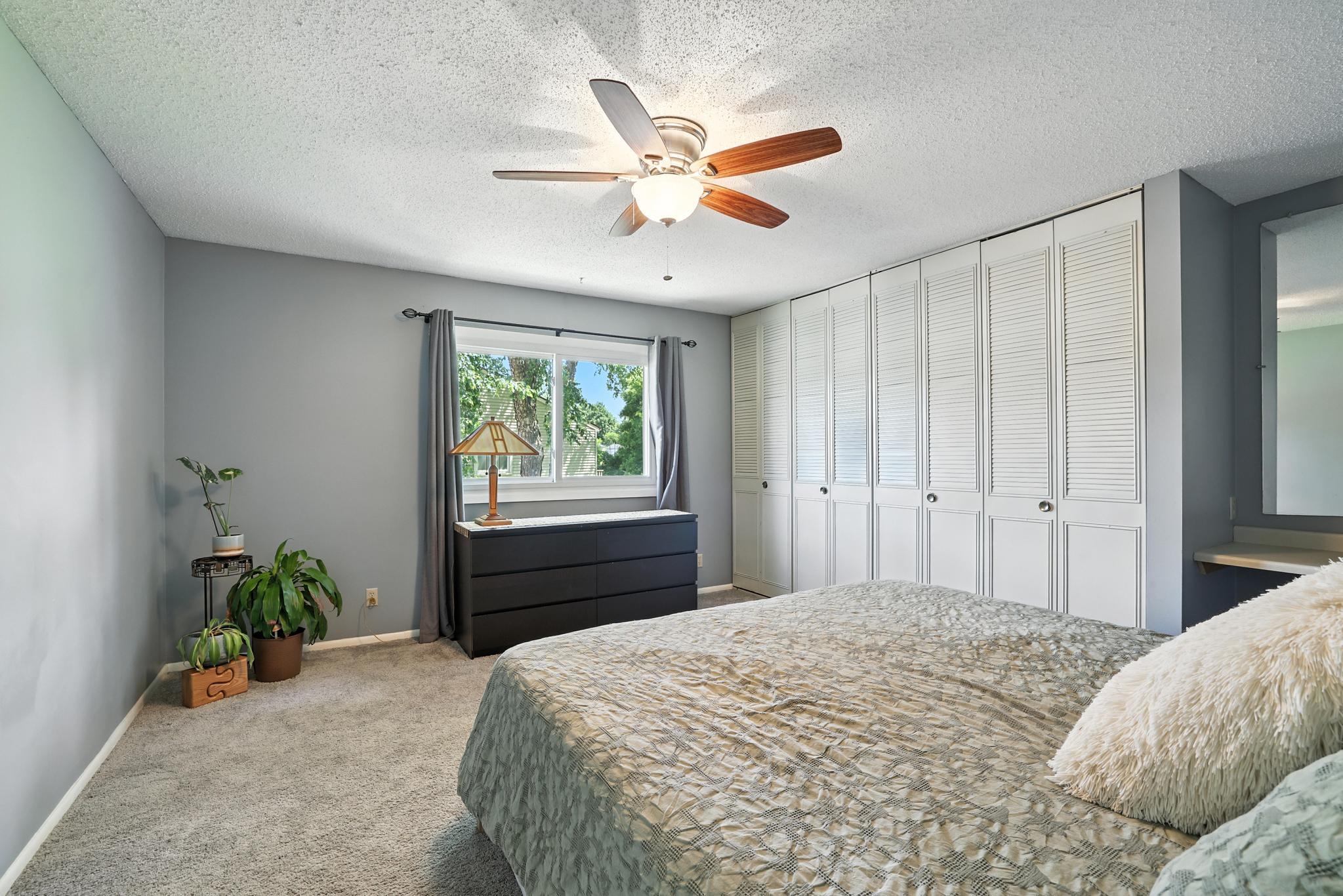 3470 Greenwood Court S