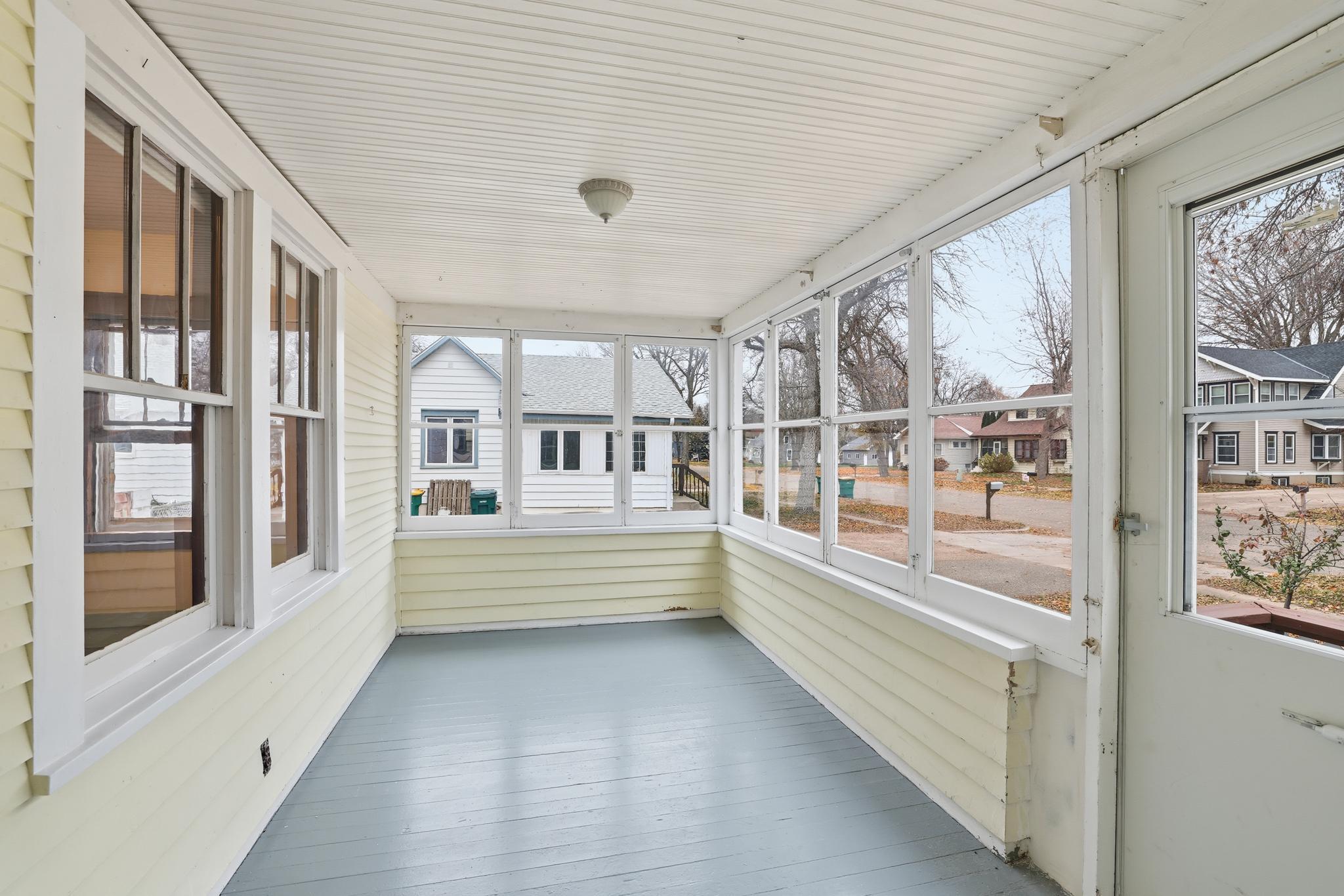 715 N Marshall Avenue