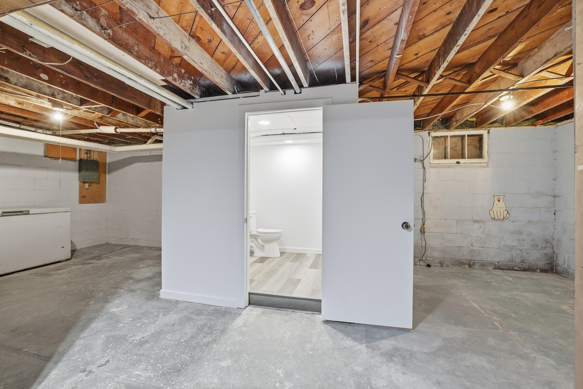 715 N Marshall Avenue