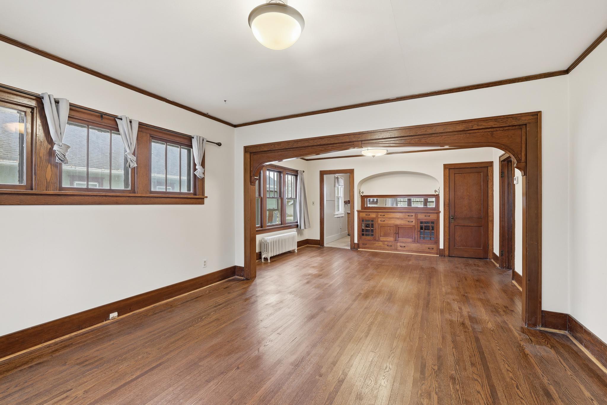 715 N Marshall Avenue