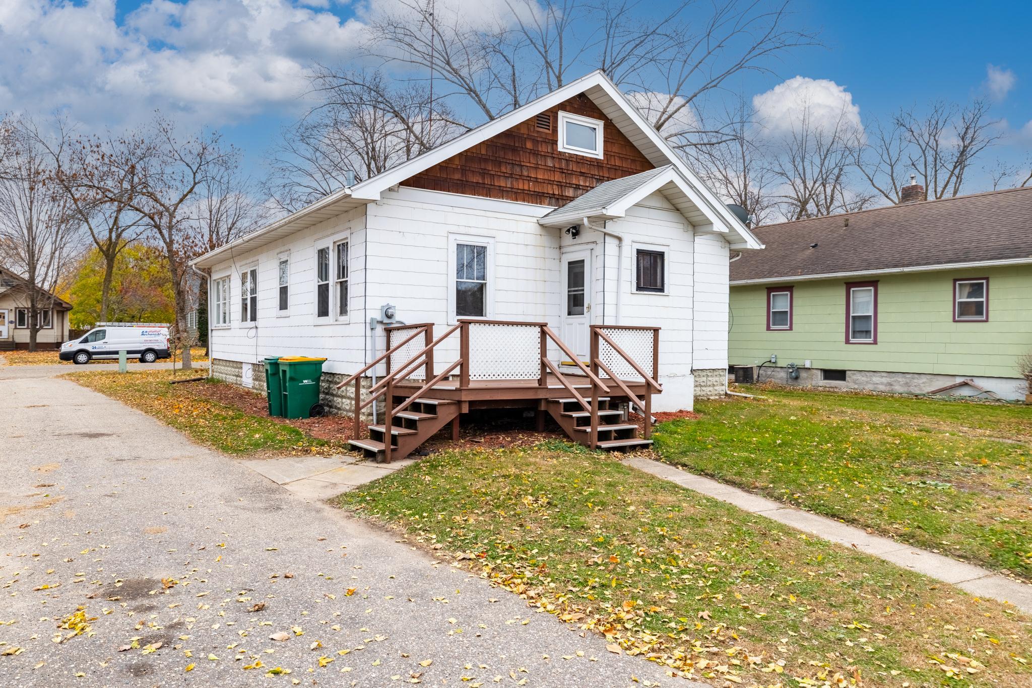 715 N Marshall Avenue