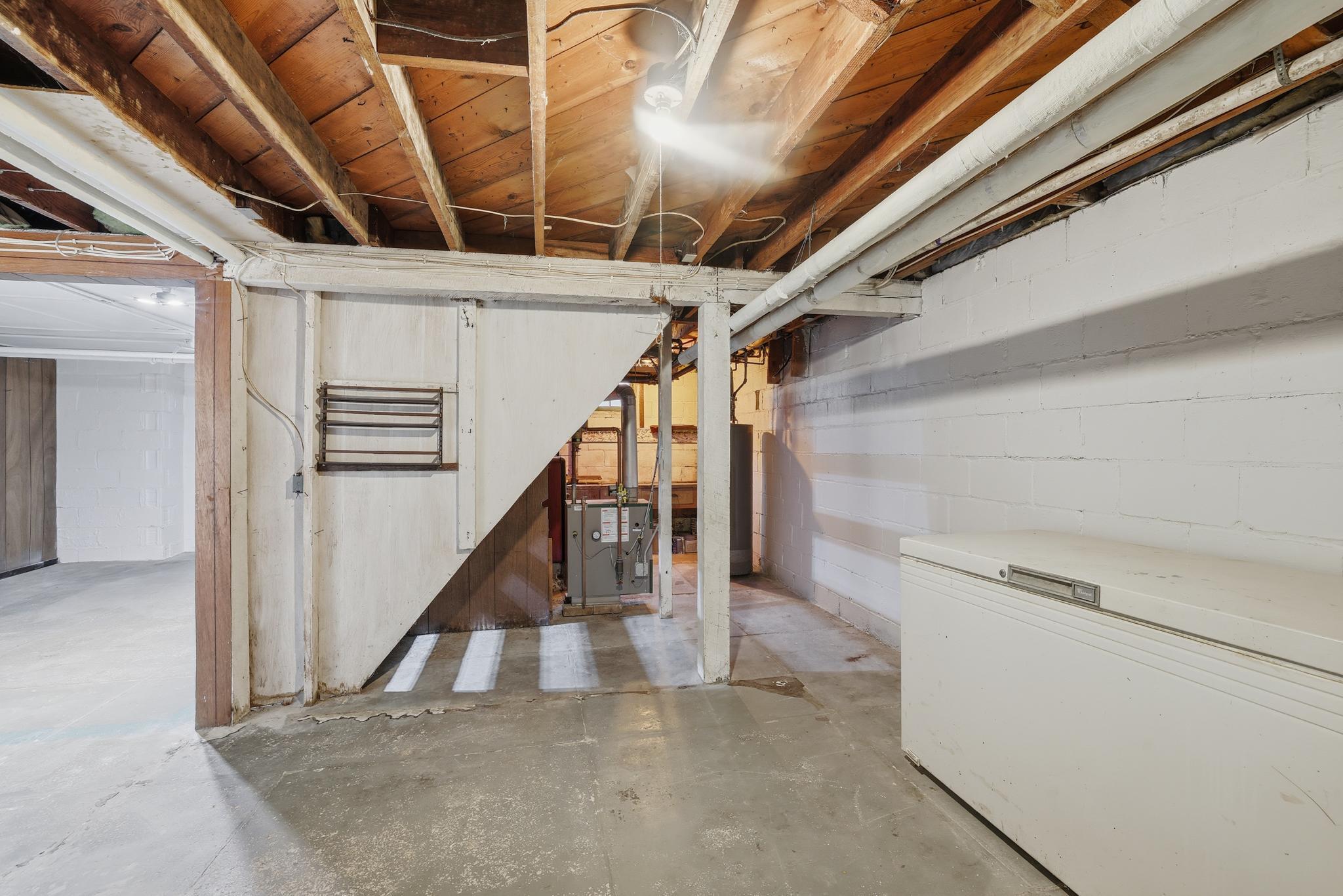 715 N Marshall Avenue