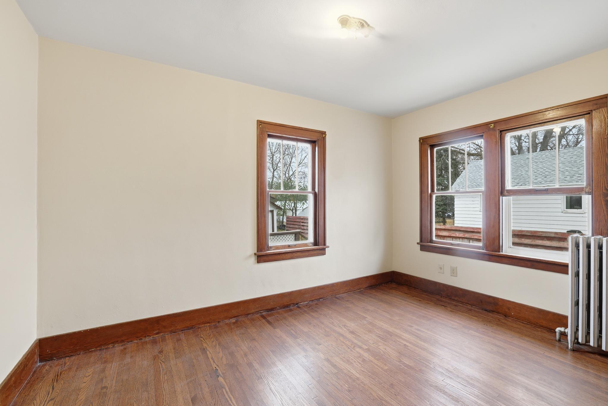 715 N Marshall Avenue