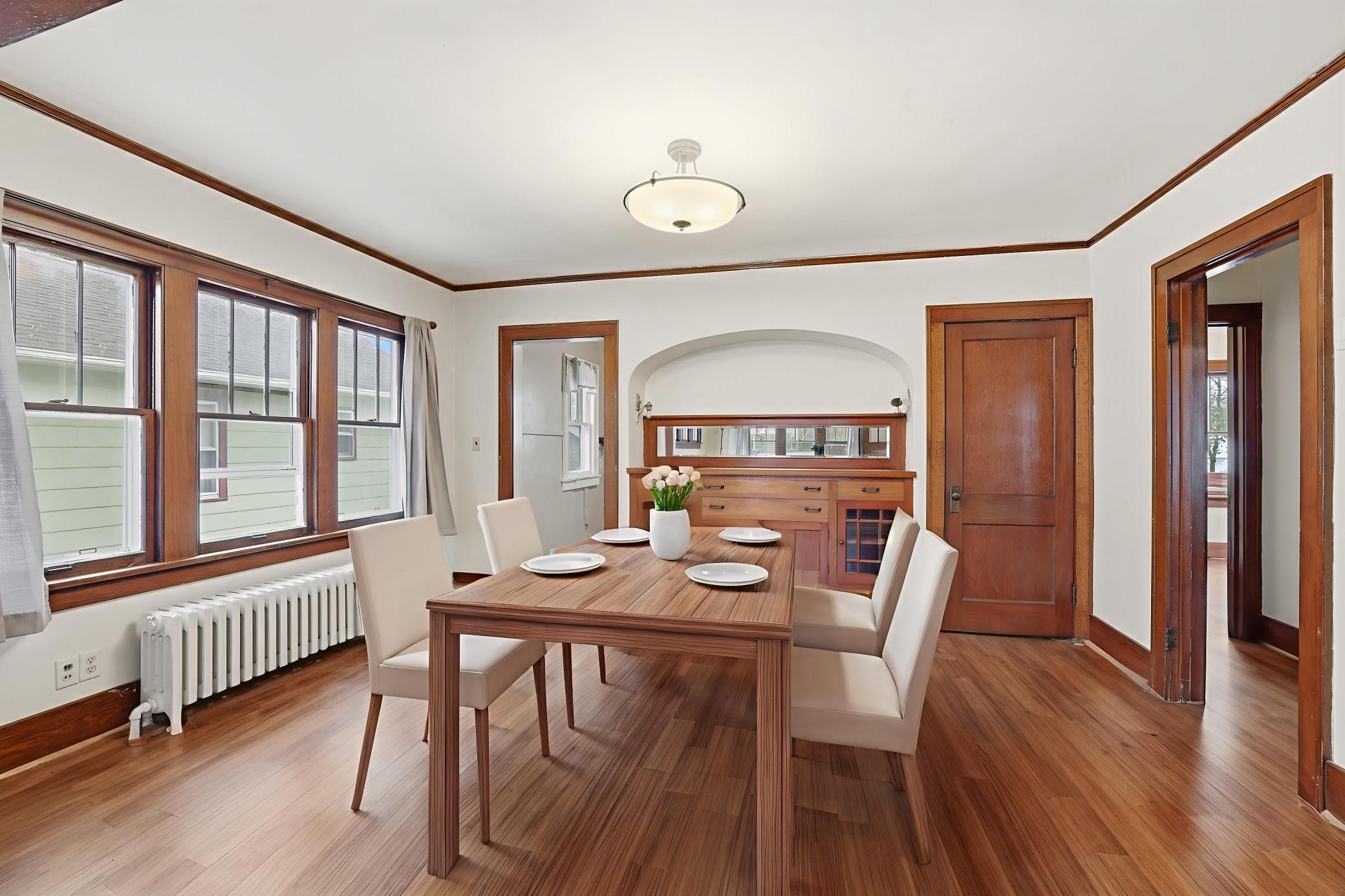 715 N Marshall Avenue