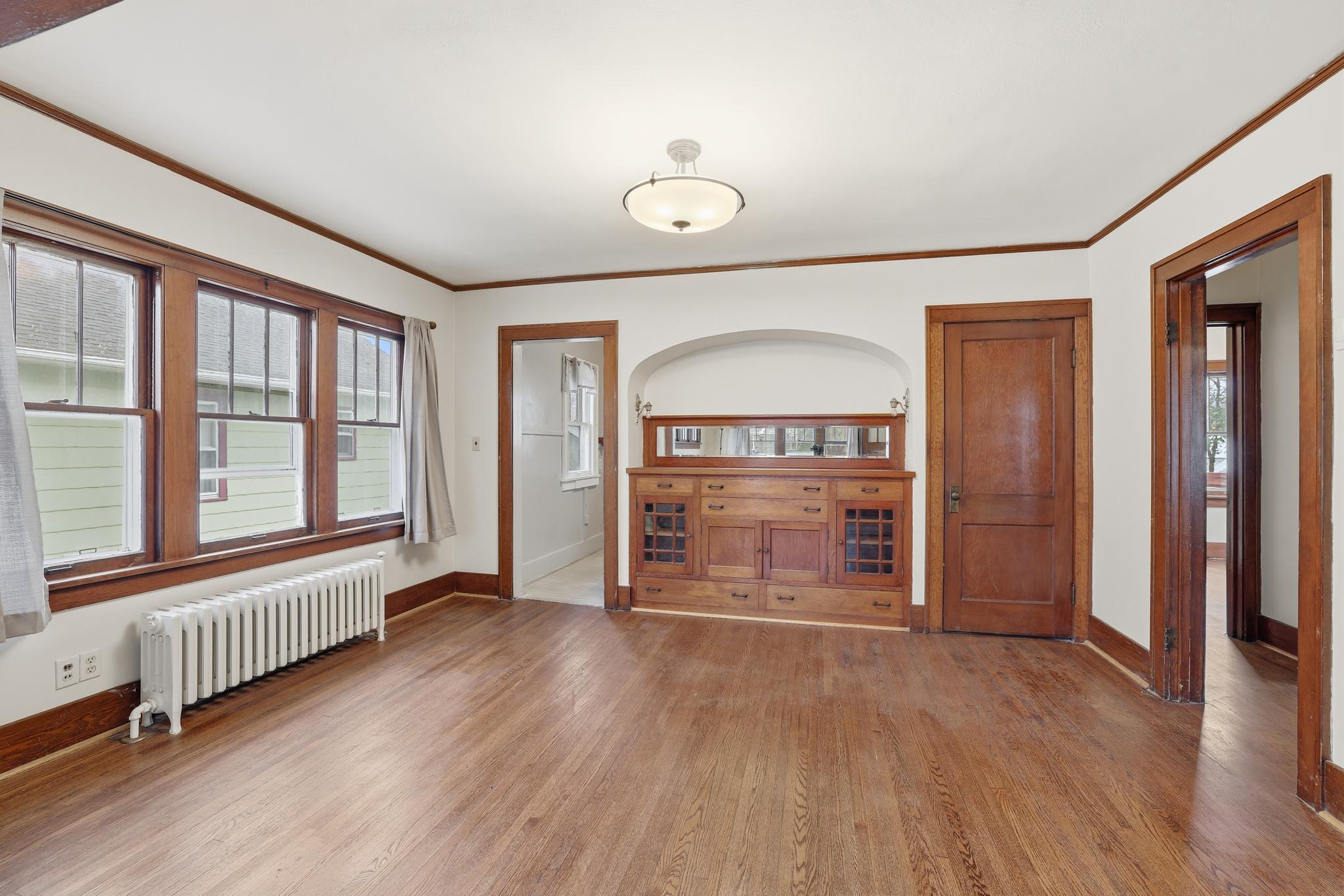 715 N Marshall Avenue