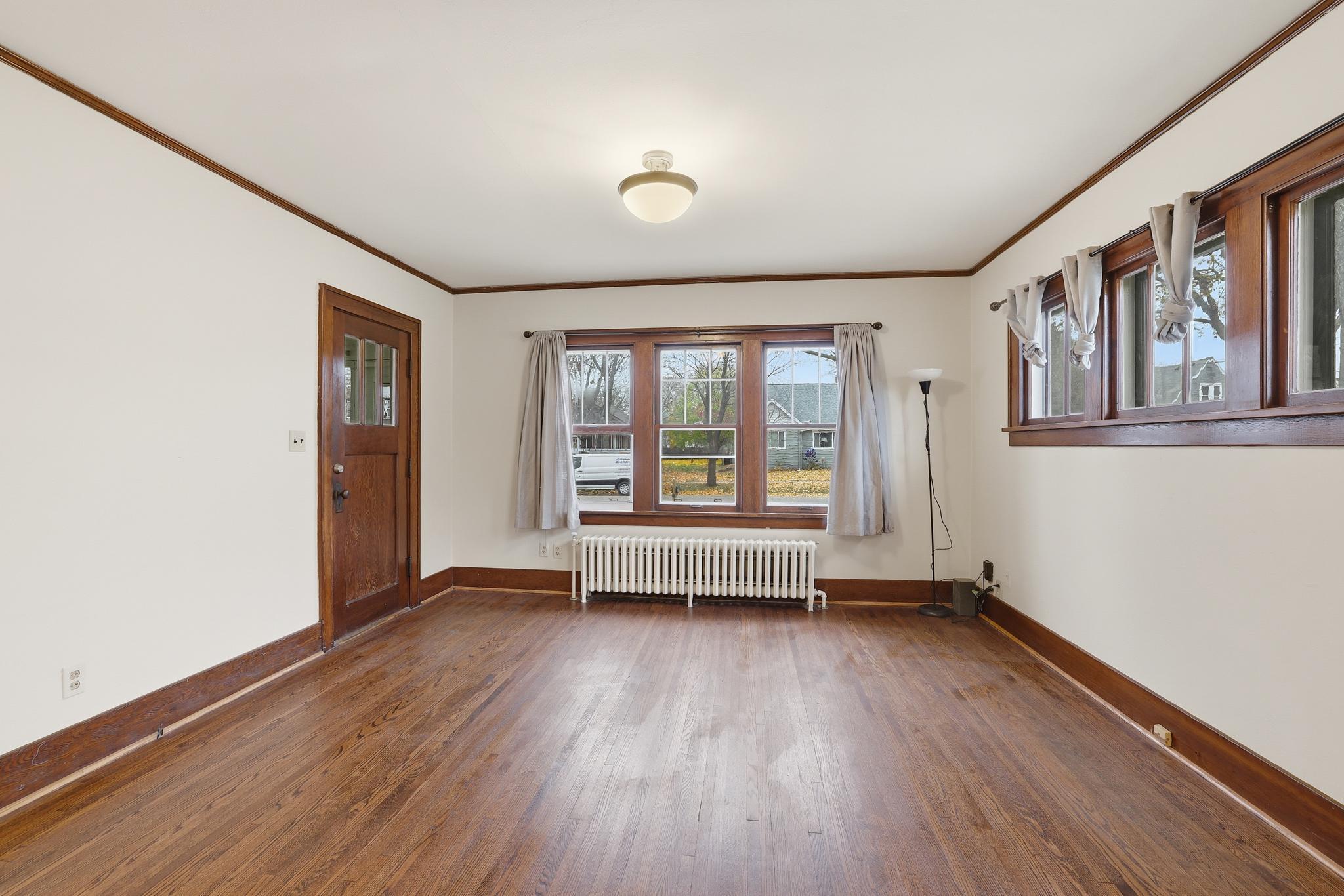 715 N Marshall Avenue