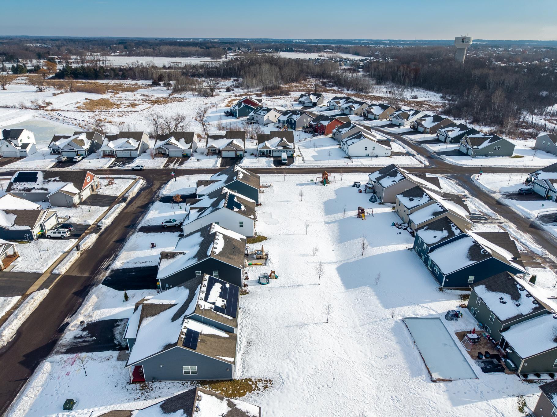 4845 Empress Avenue N