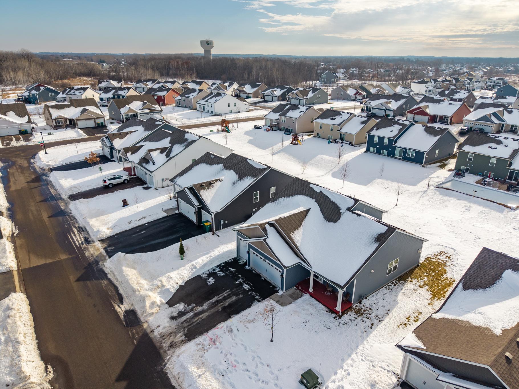 4845 Empress Avenue N