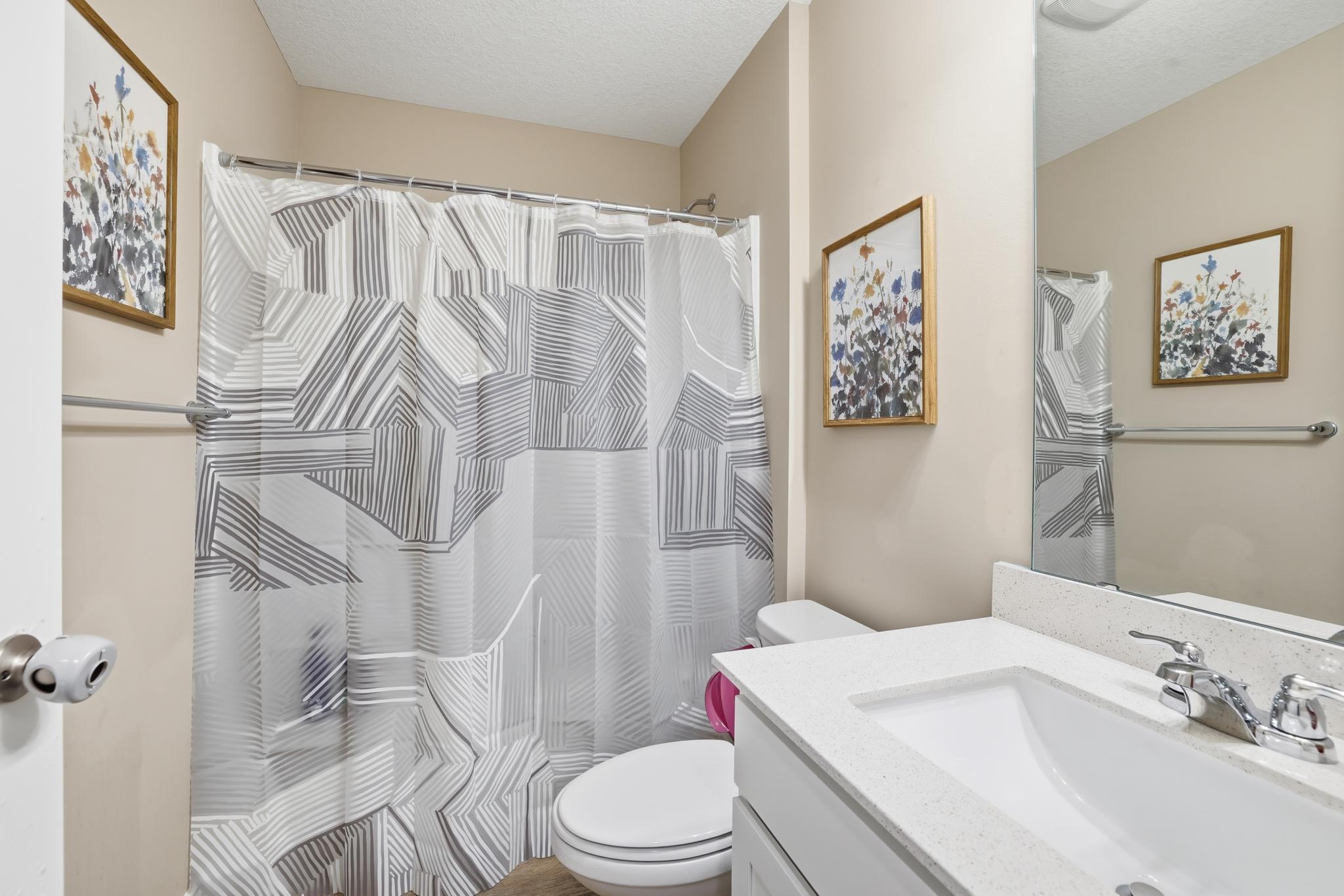 4845 Empress Avenue N