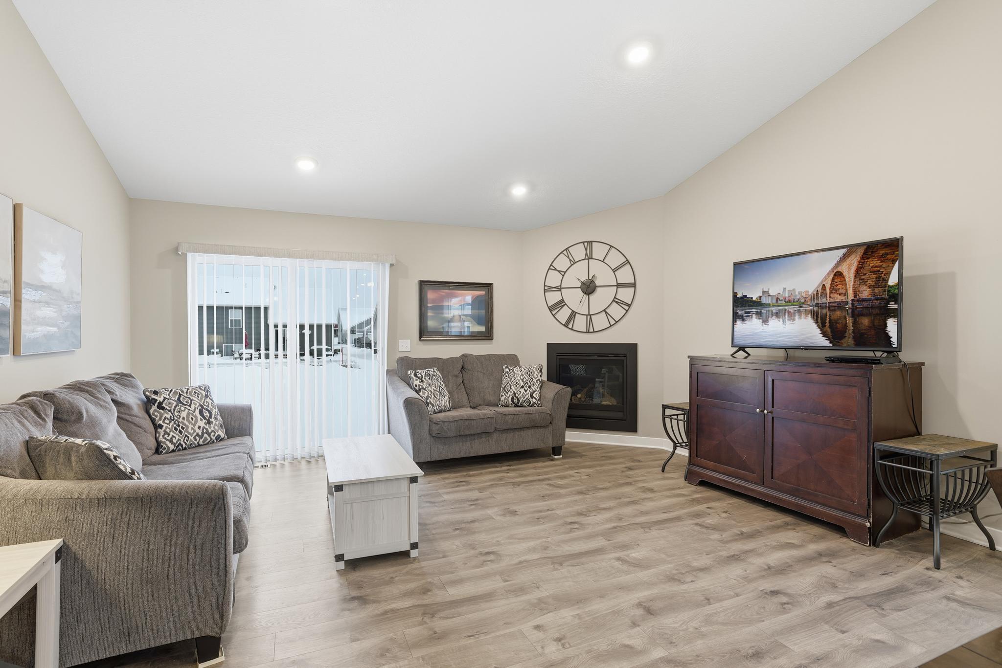 4845 Empress Avenue N