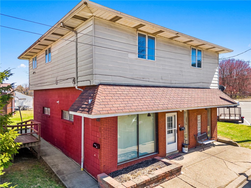 2119 Main Street