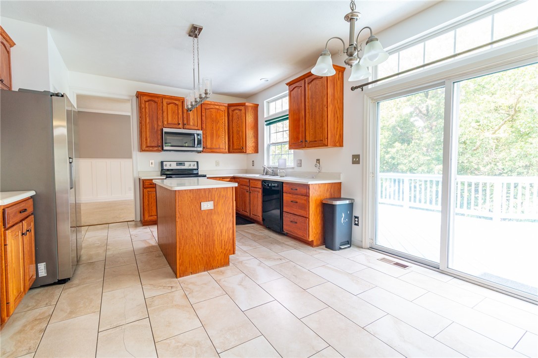 236 Edgewood Dr