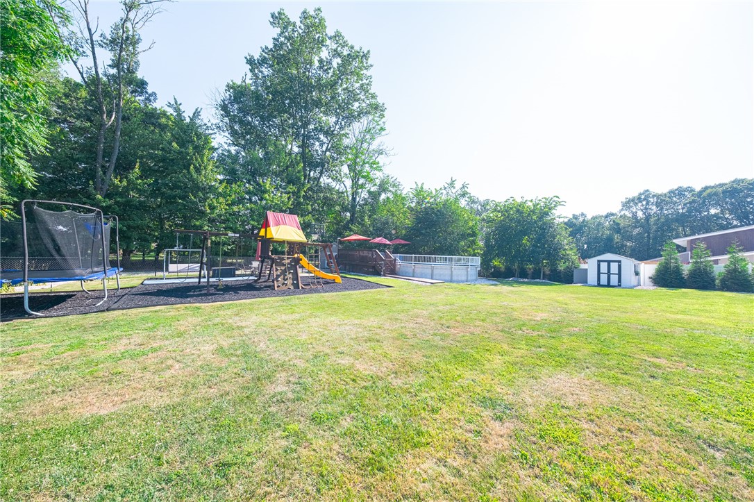 99 Forest Dr