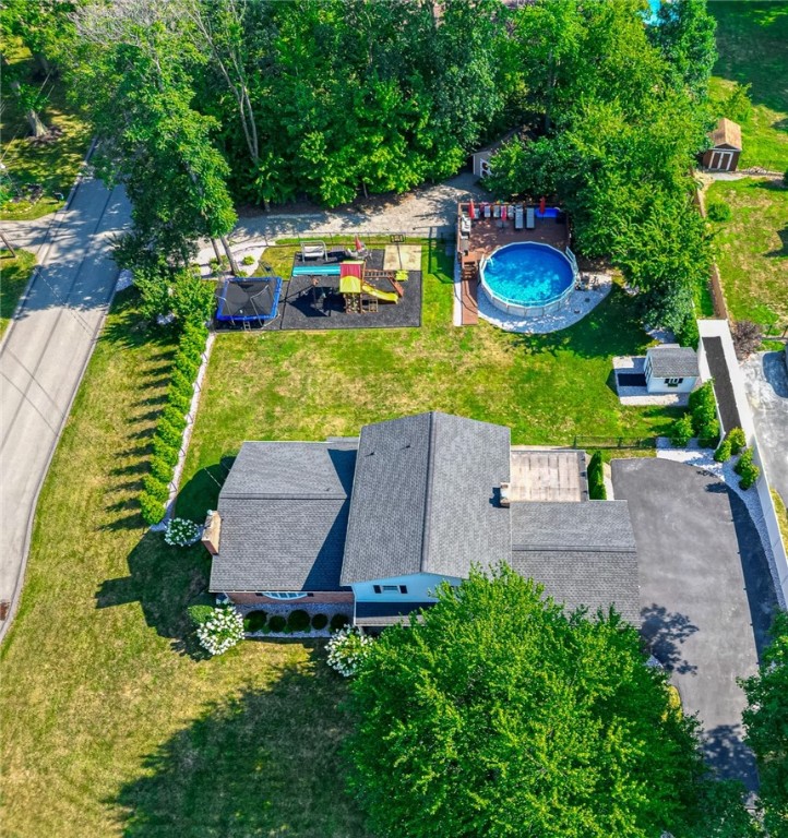 99 Forest Dr